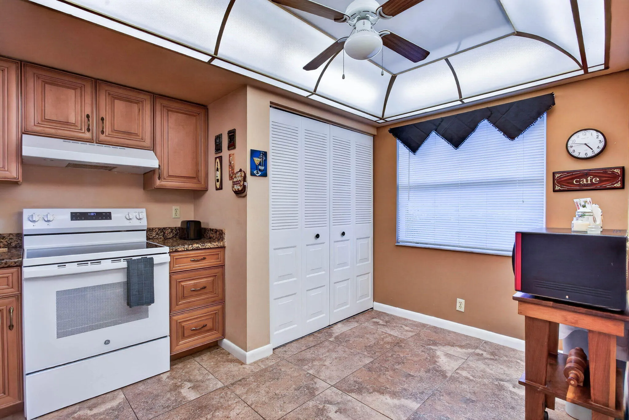 7640 NW 18TH Street #105