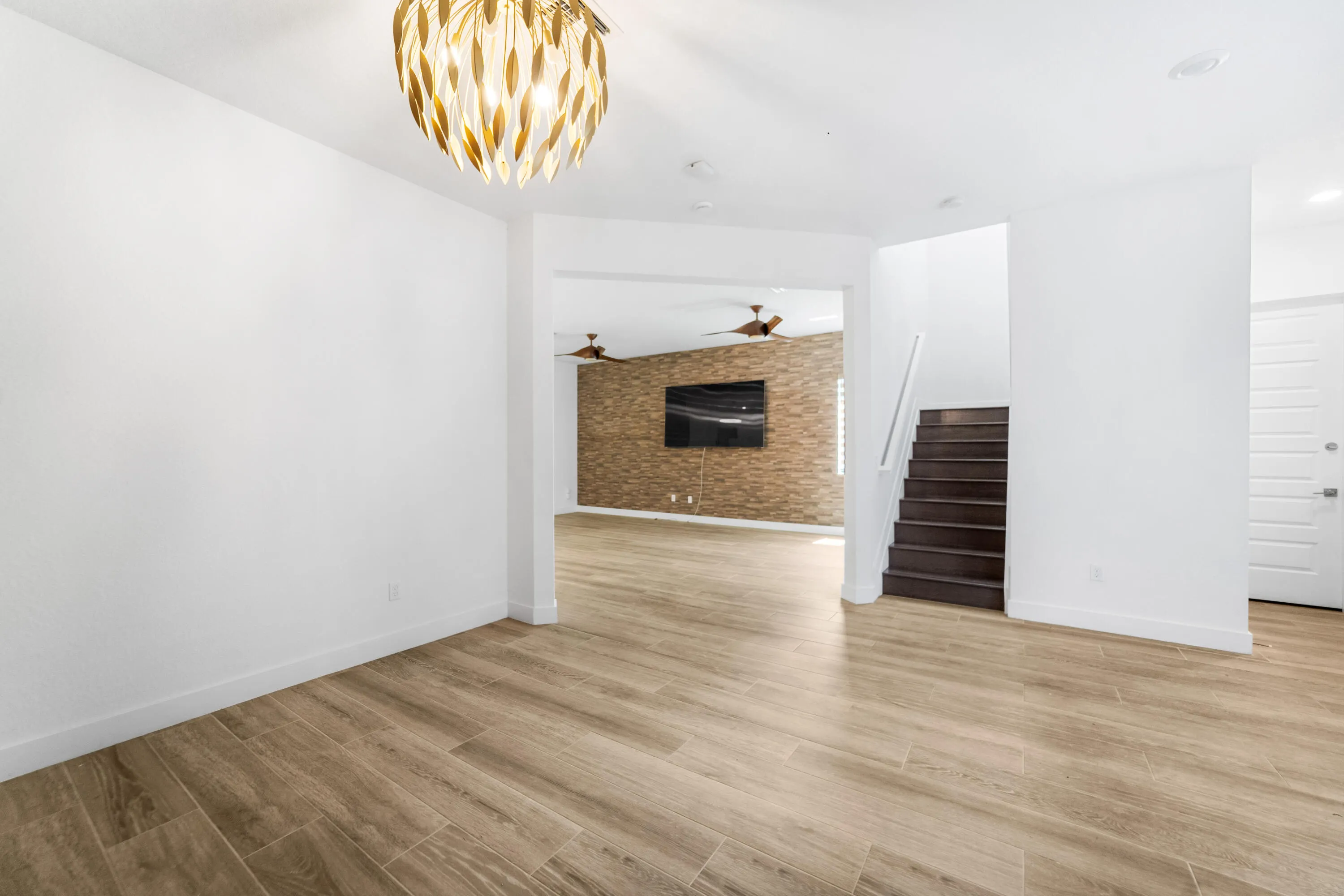 10768 AZUL Lane
