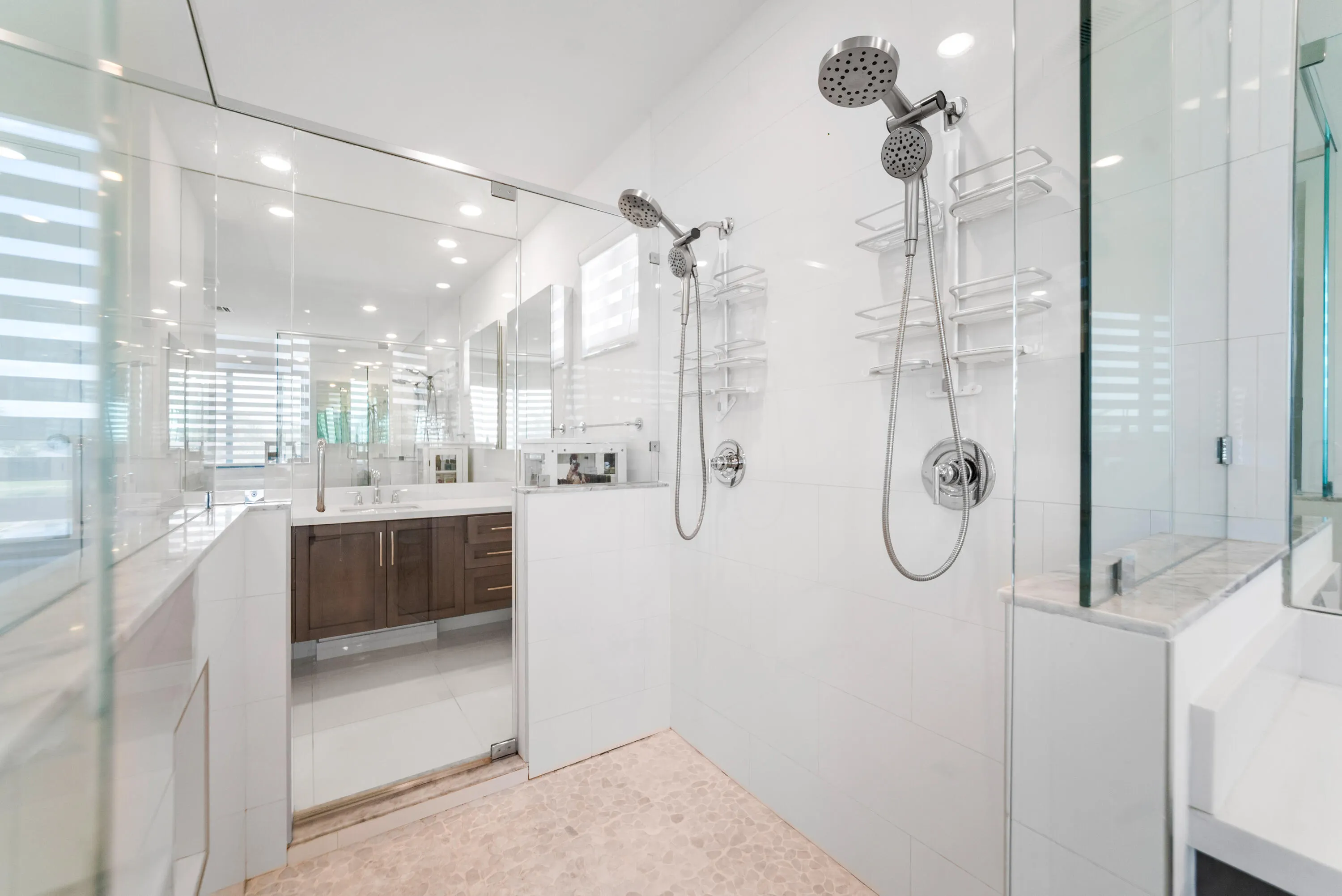 10768 AZUL Lane