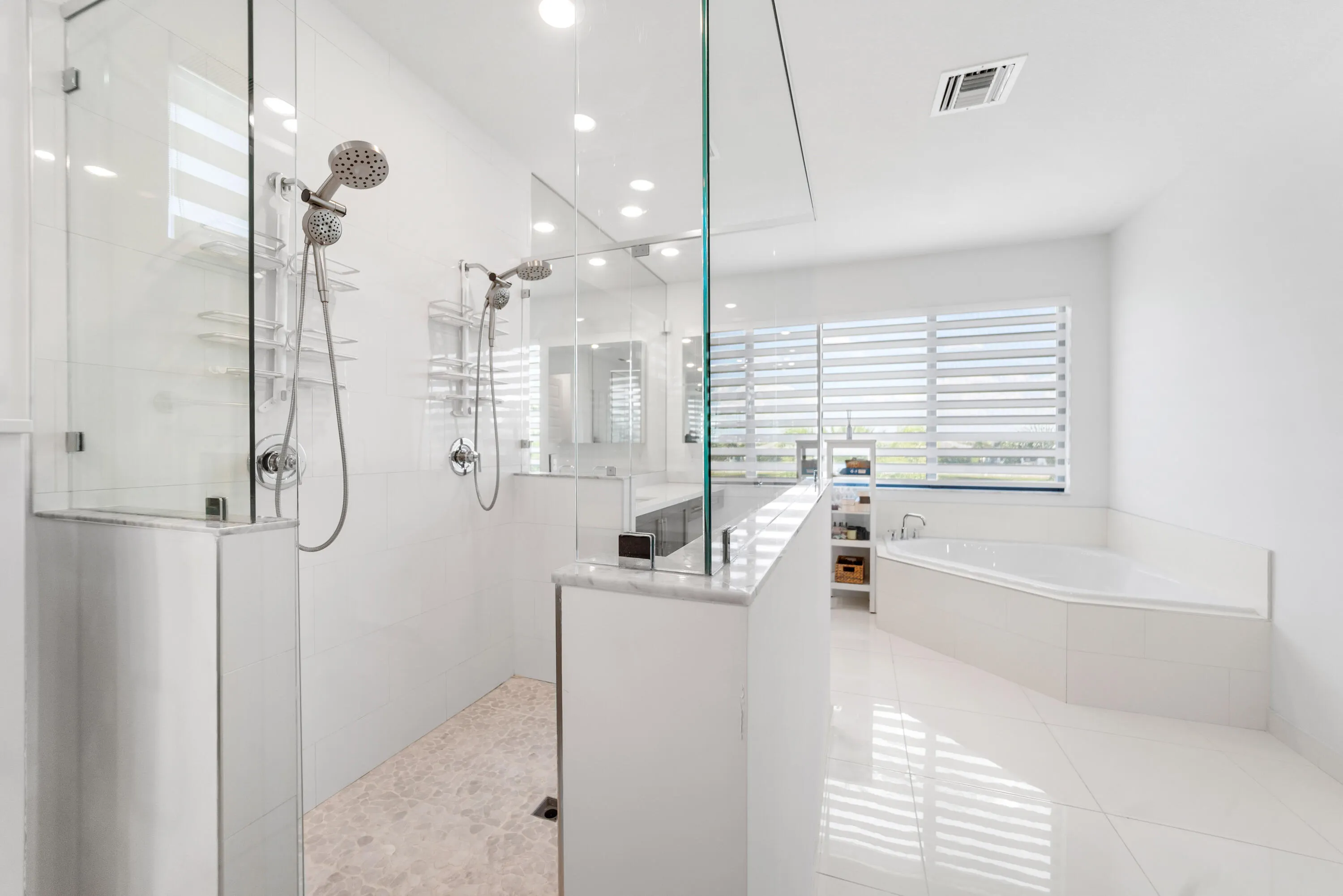 10768 AZUL Lane
