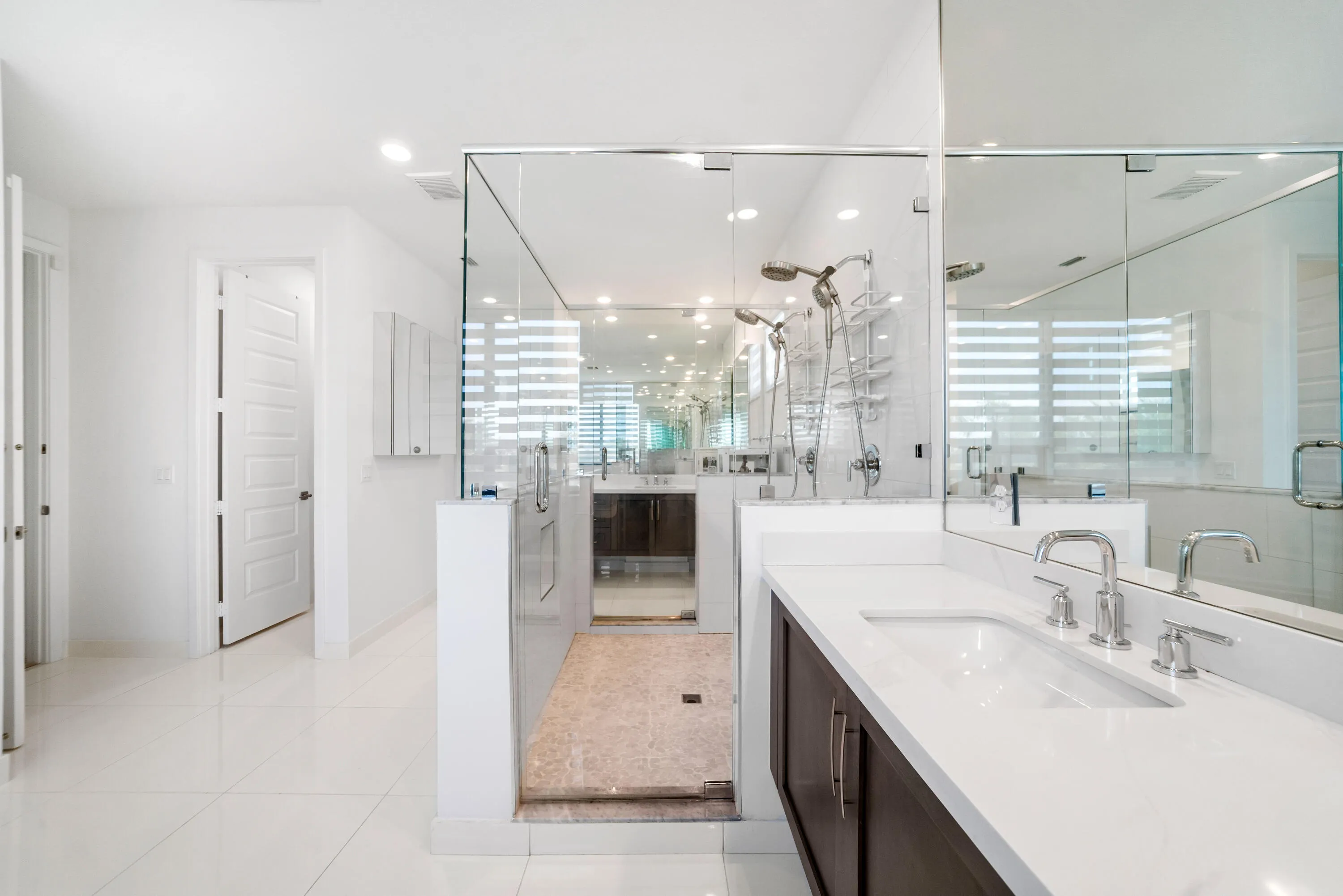 10768 AZUL Lane