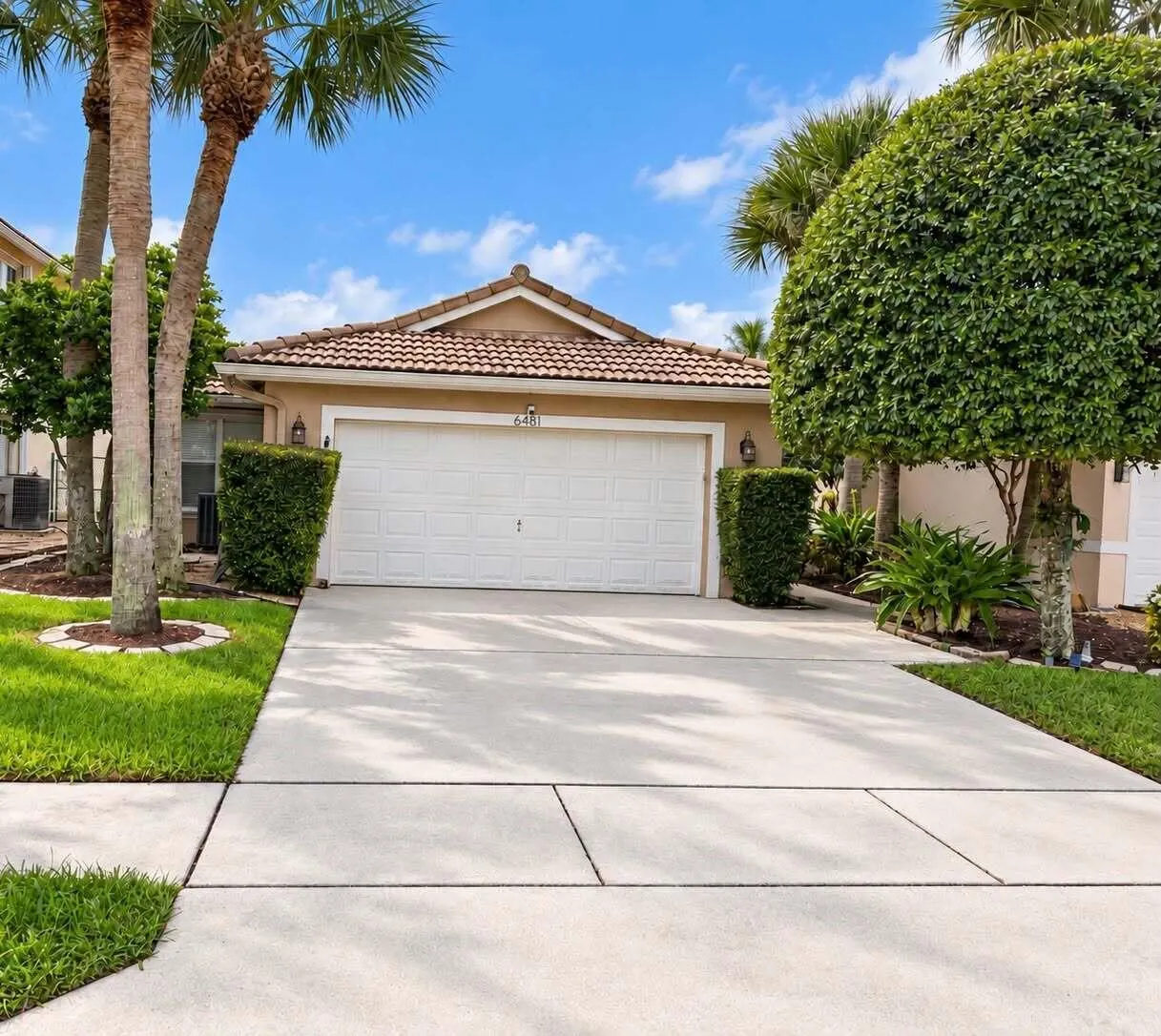 6481 Willoughby Circle