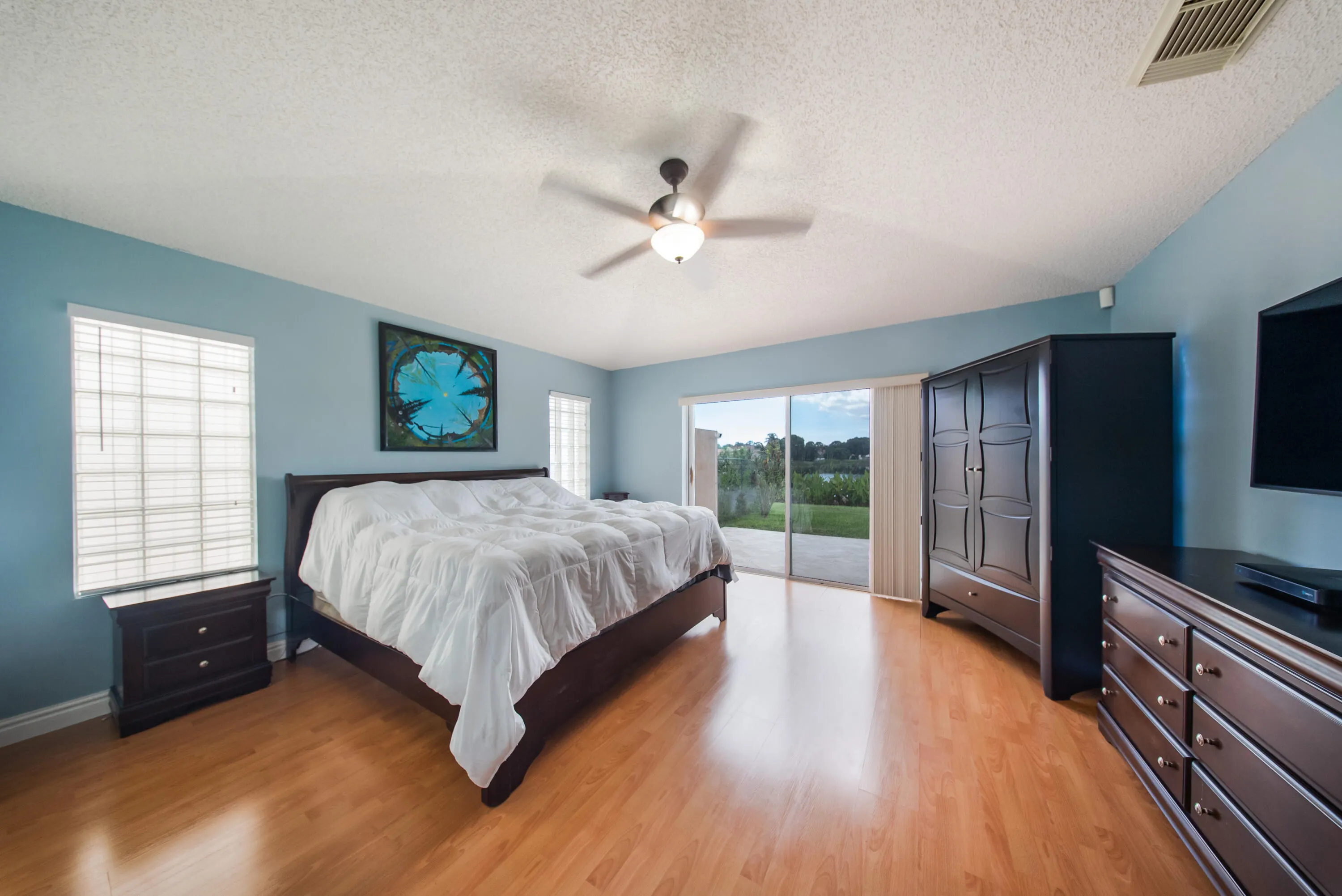 6481 Willoughby Circle