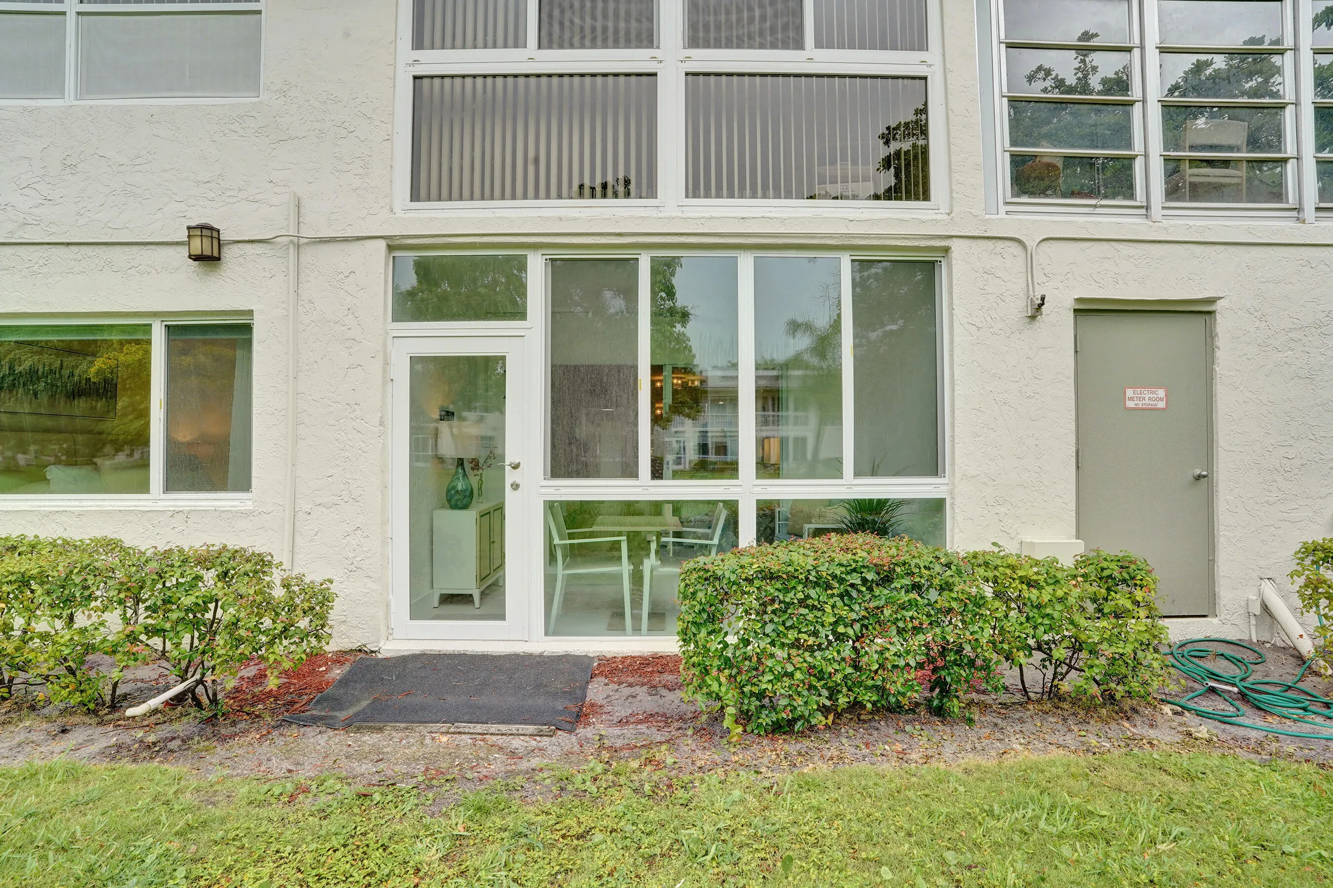 1211 BAHAMA Bend #E1