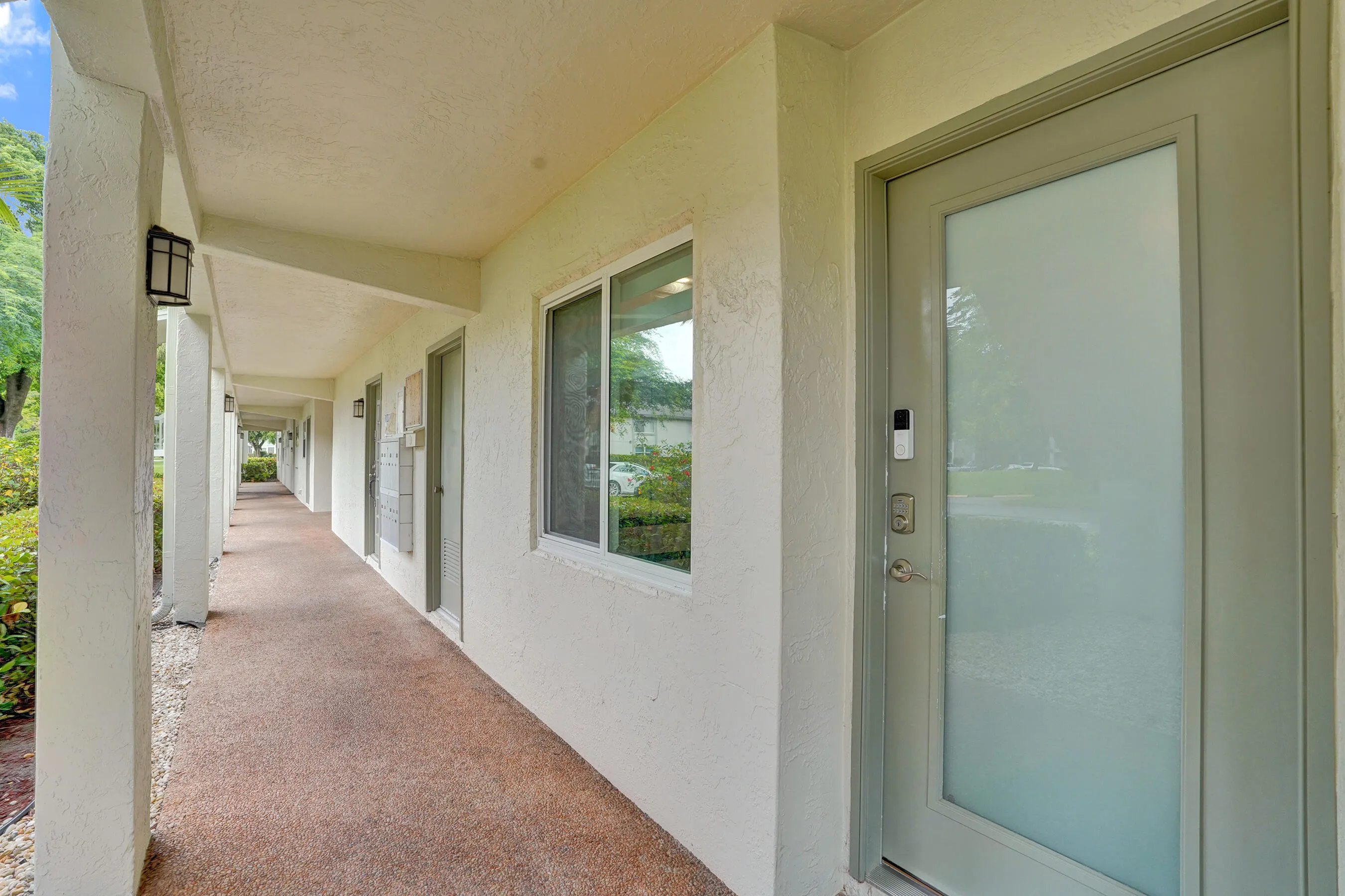 1211 BAHAMA Bend #E1