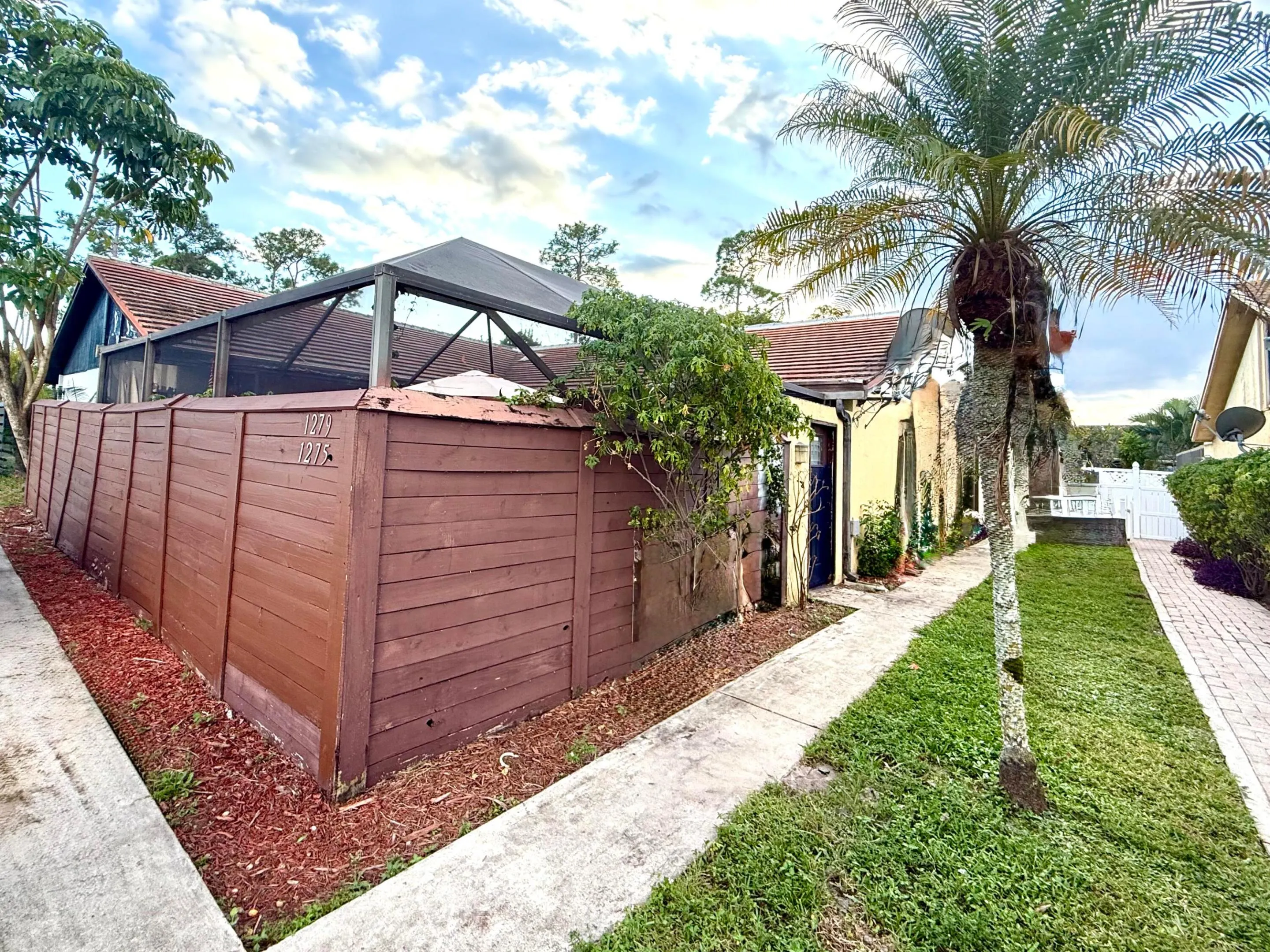 1275 Periwinkle Place