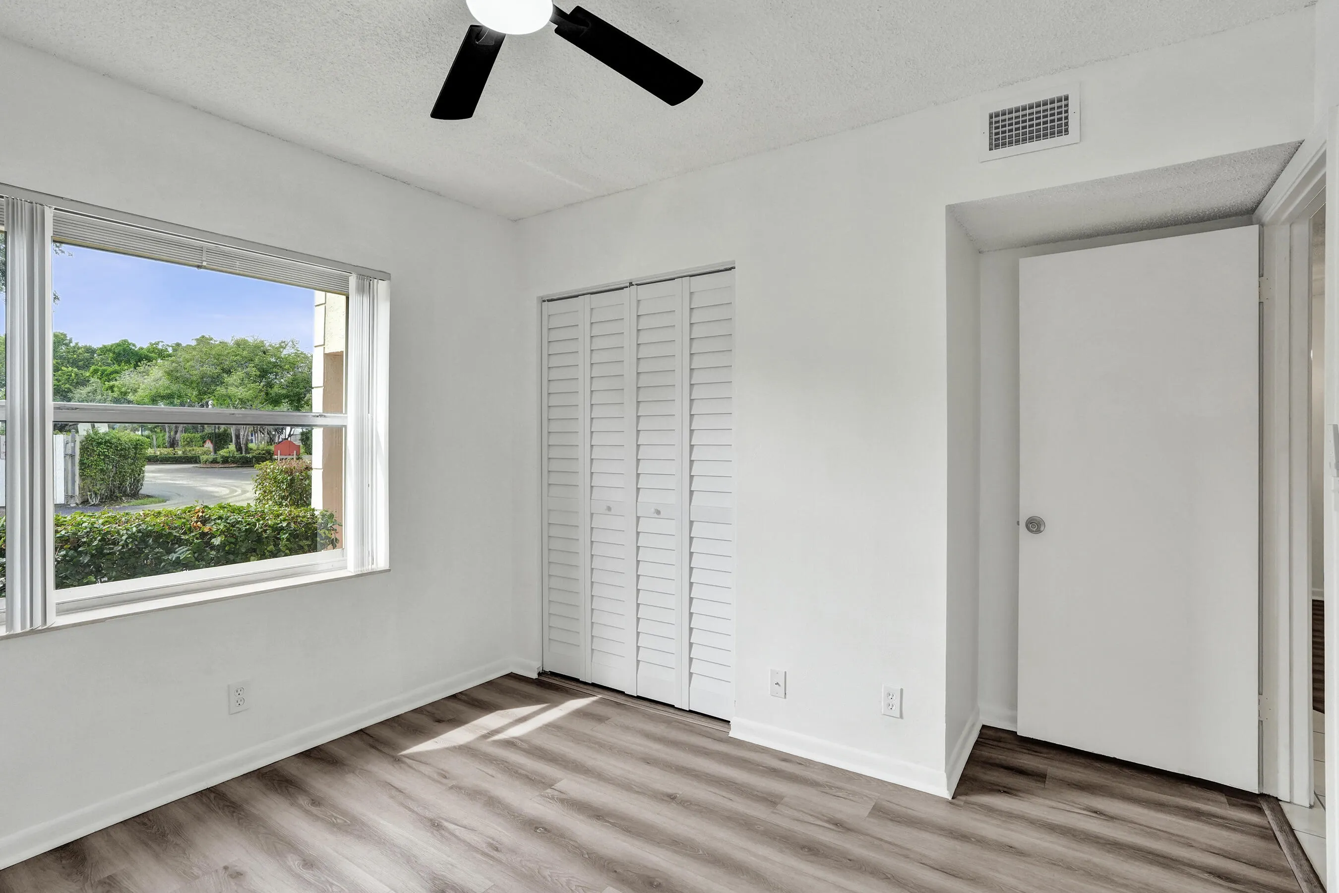 3081 HOLIDAY SPRINGS Boulevard #102-6