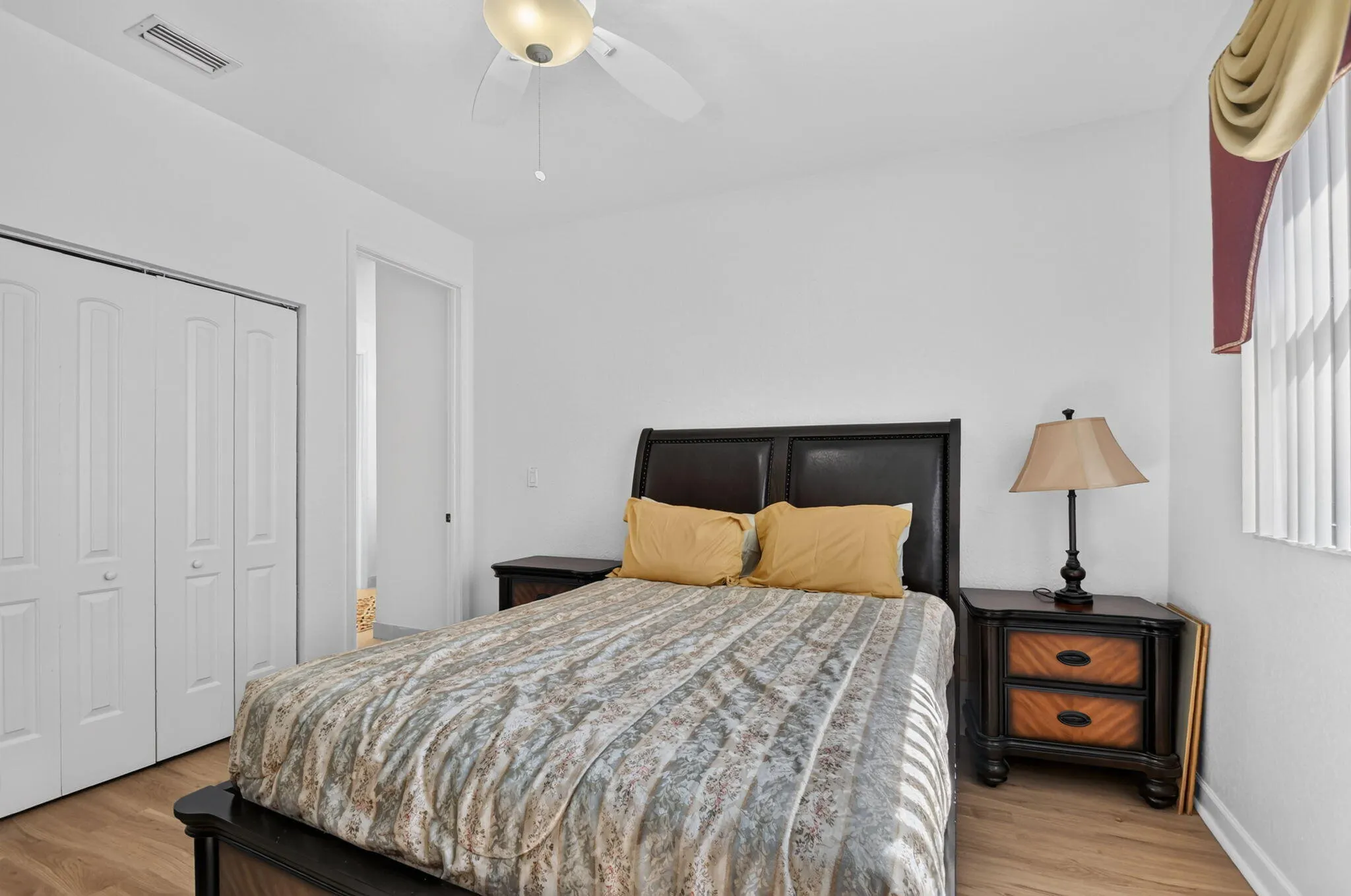 6039 WALNUT HILL Drive