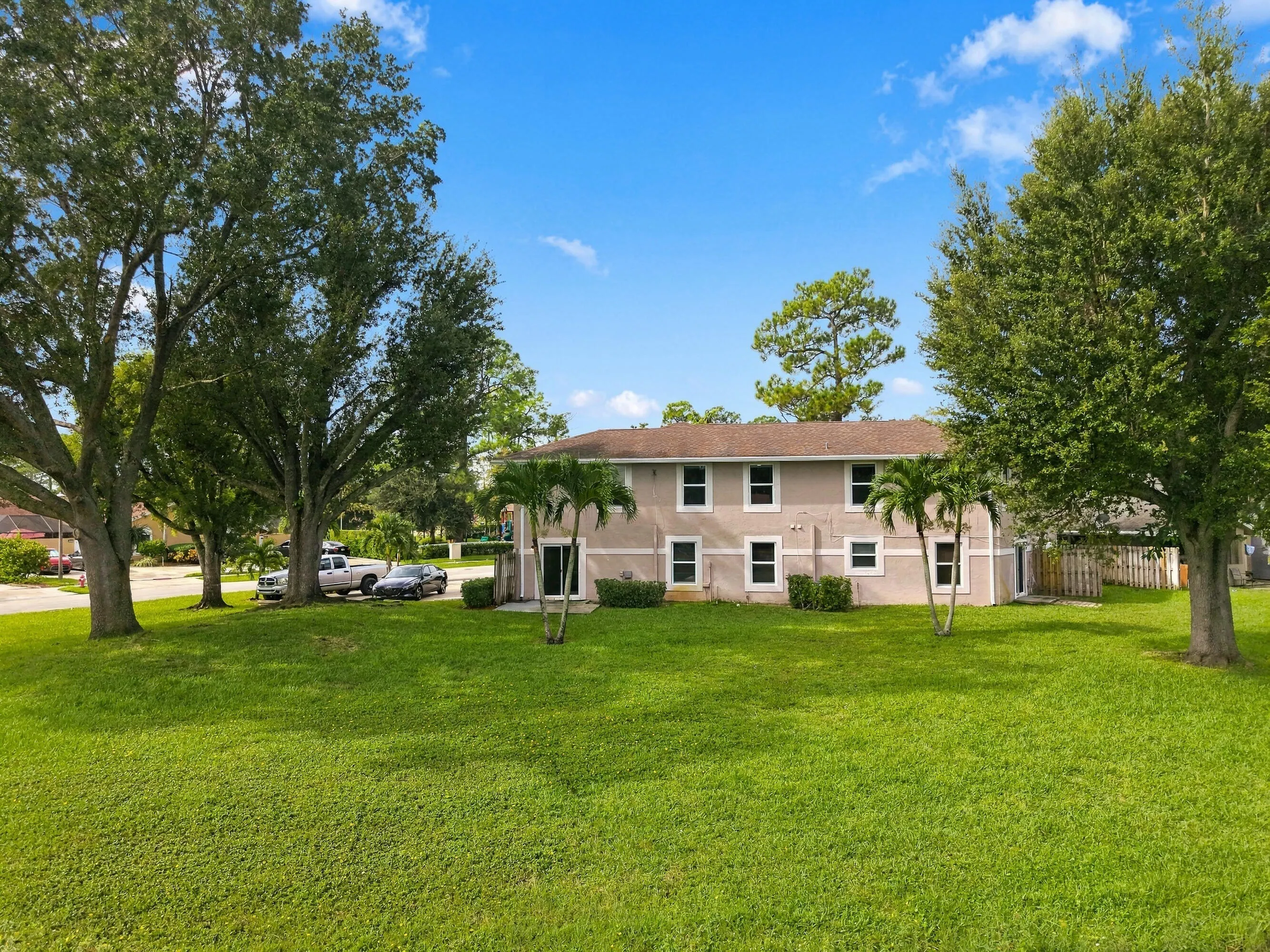 1033 Goldenrod Road