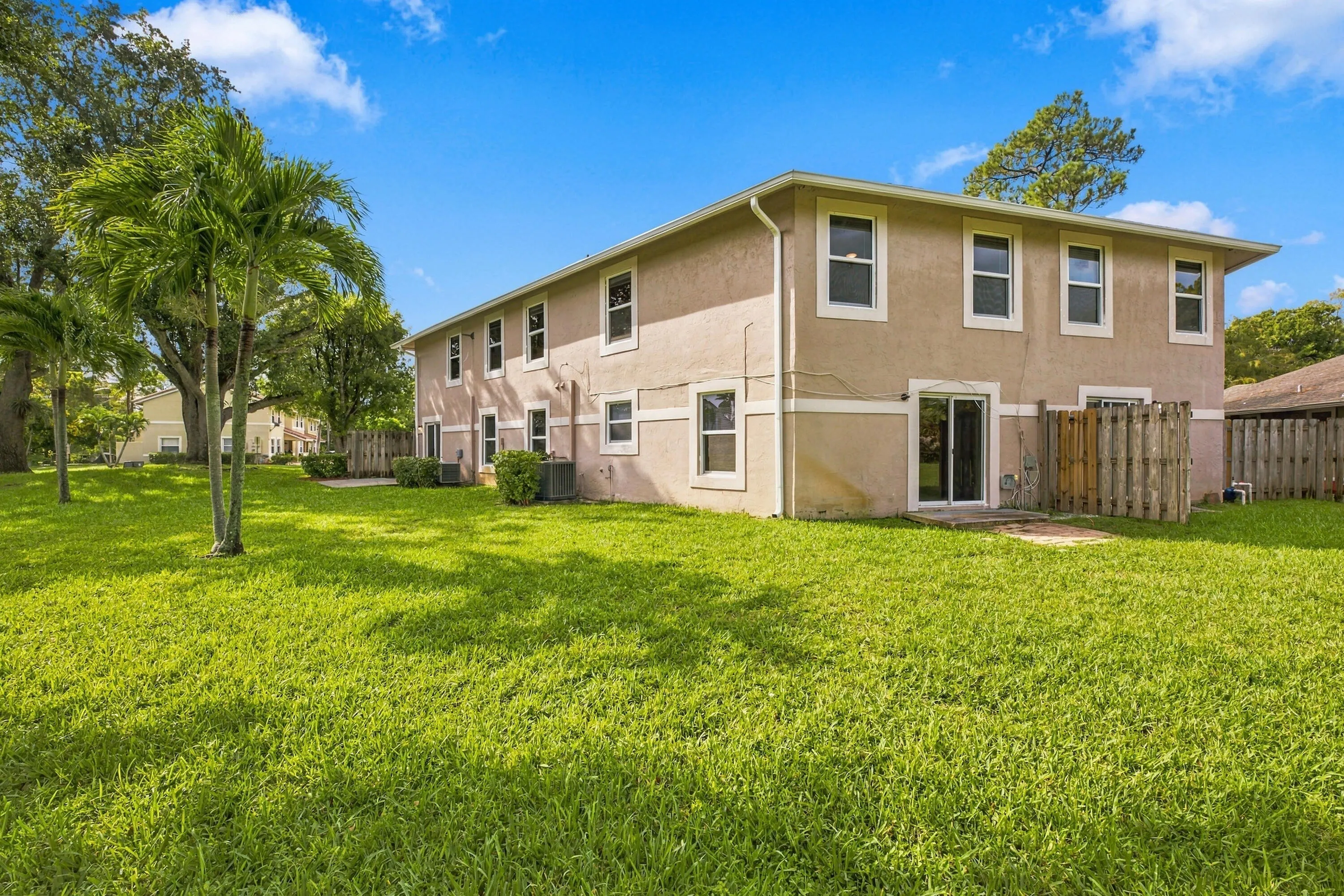 1033 Goldenrod Road