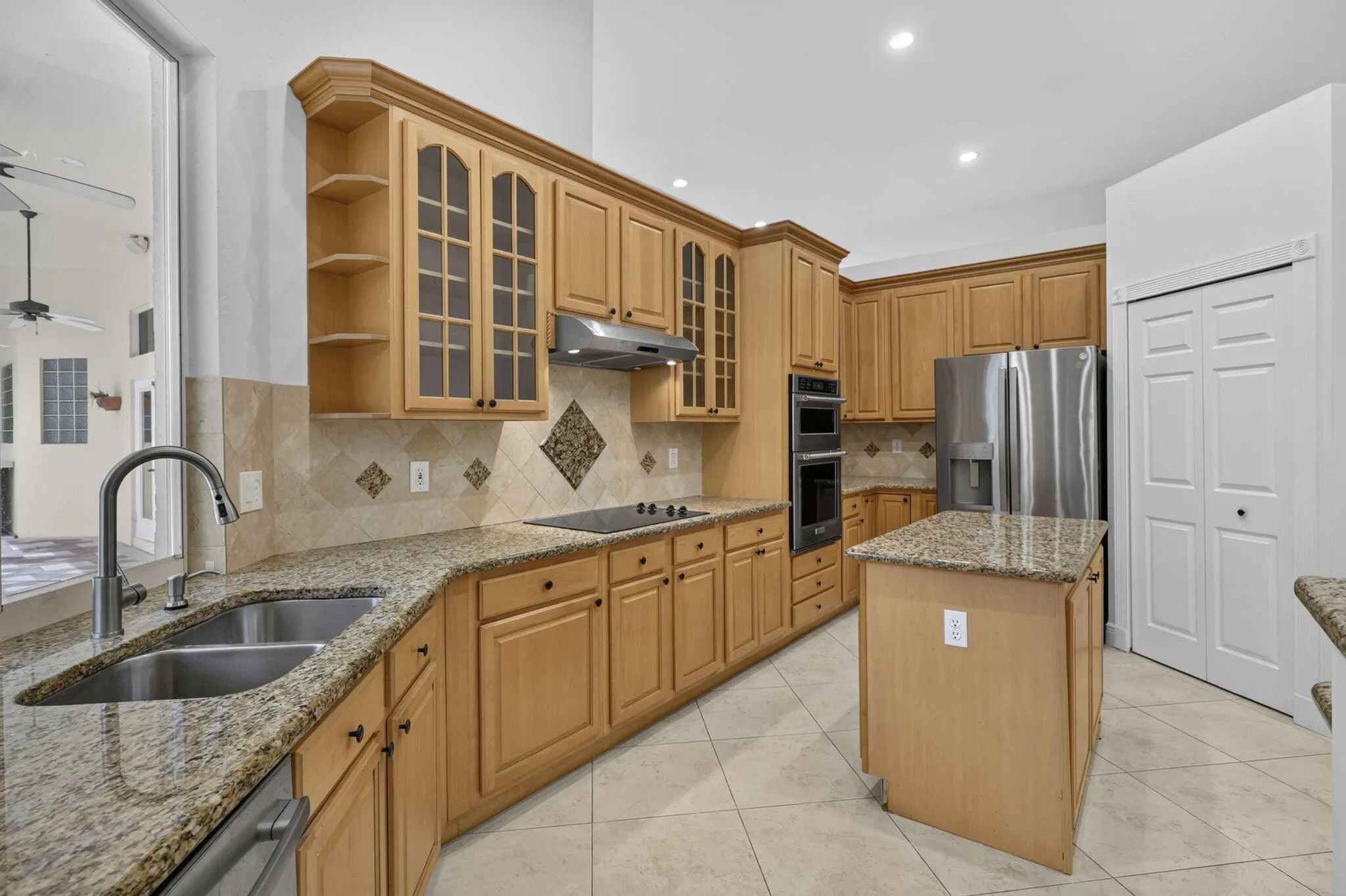 15390 EARHART Place