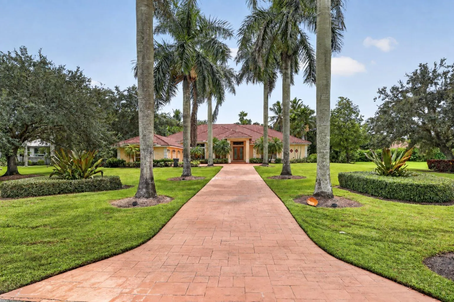 15390 EARHART Place