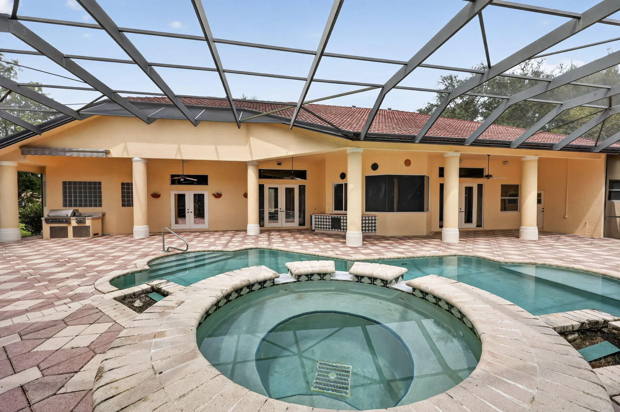 15390 EARHART Place