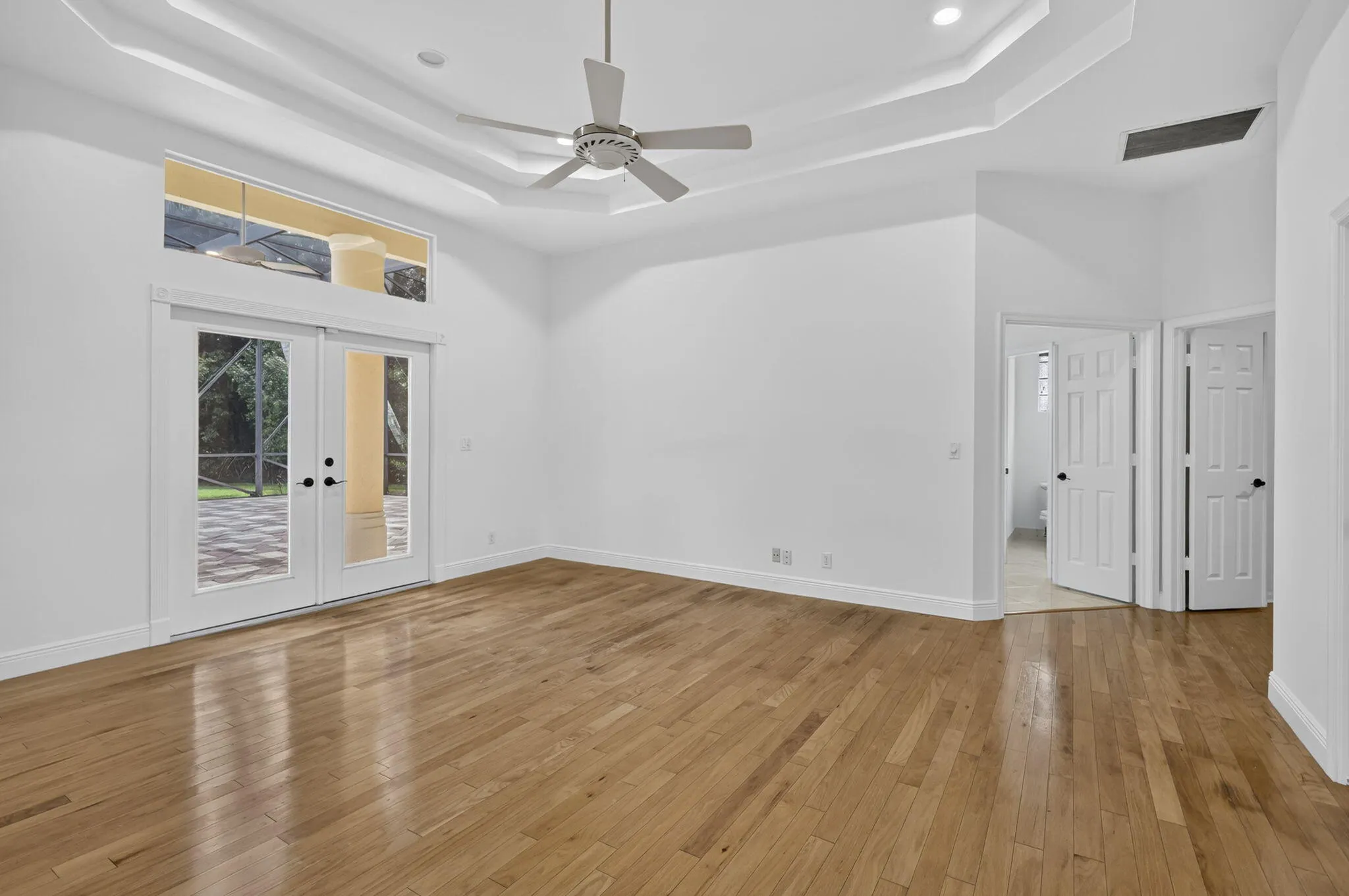 15390 EARHART Place