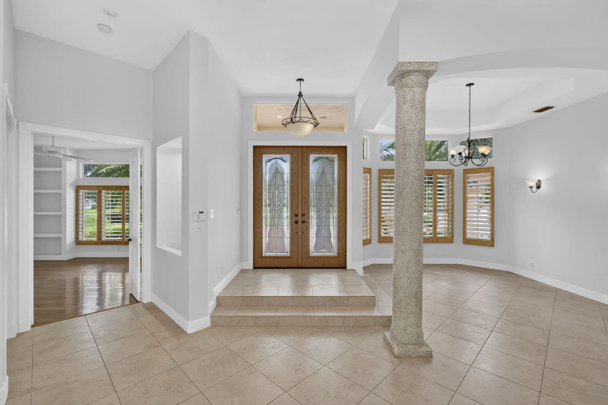 15390 EARHART Place