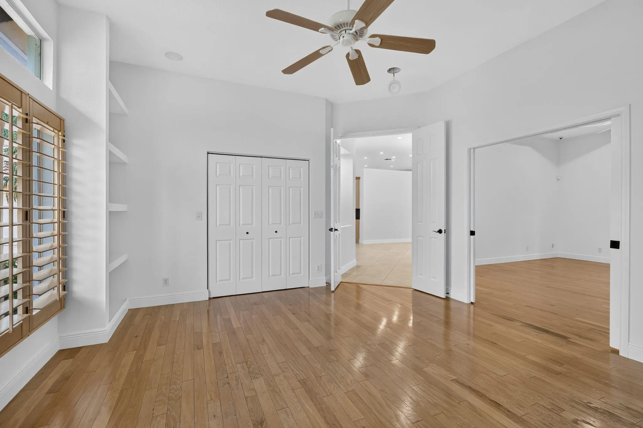 15390 EARHART Place