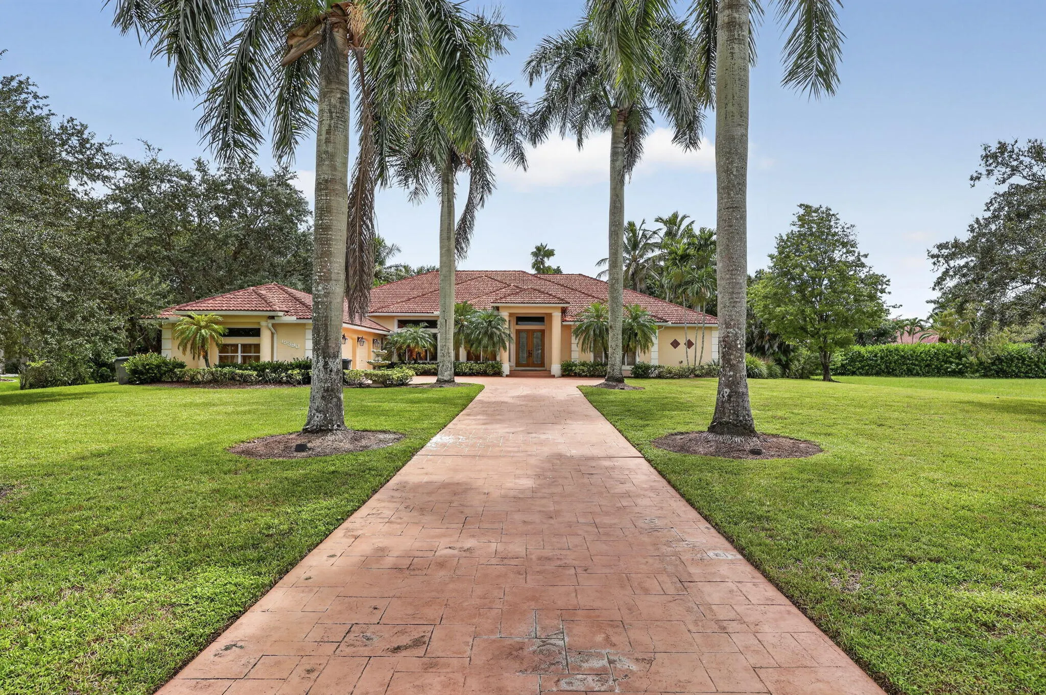 15390 EARHART Place