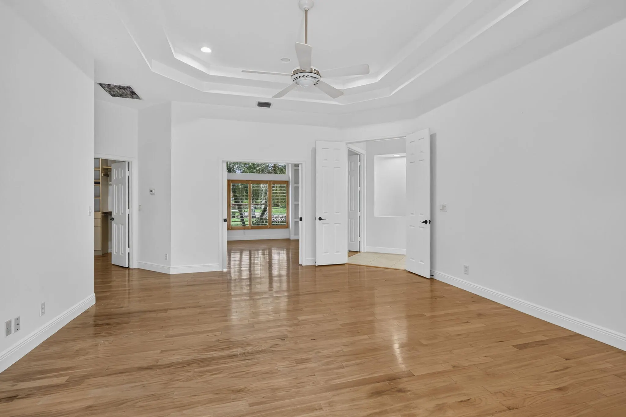 15390 EARHART Place