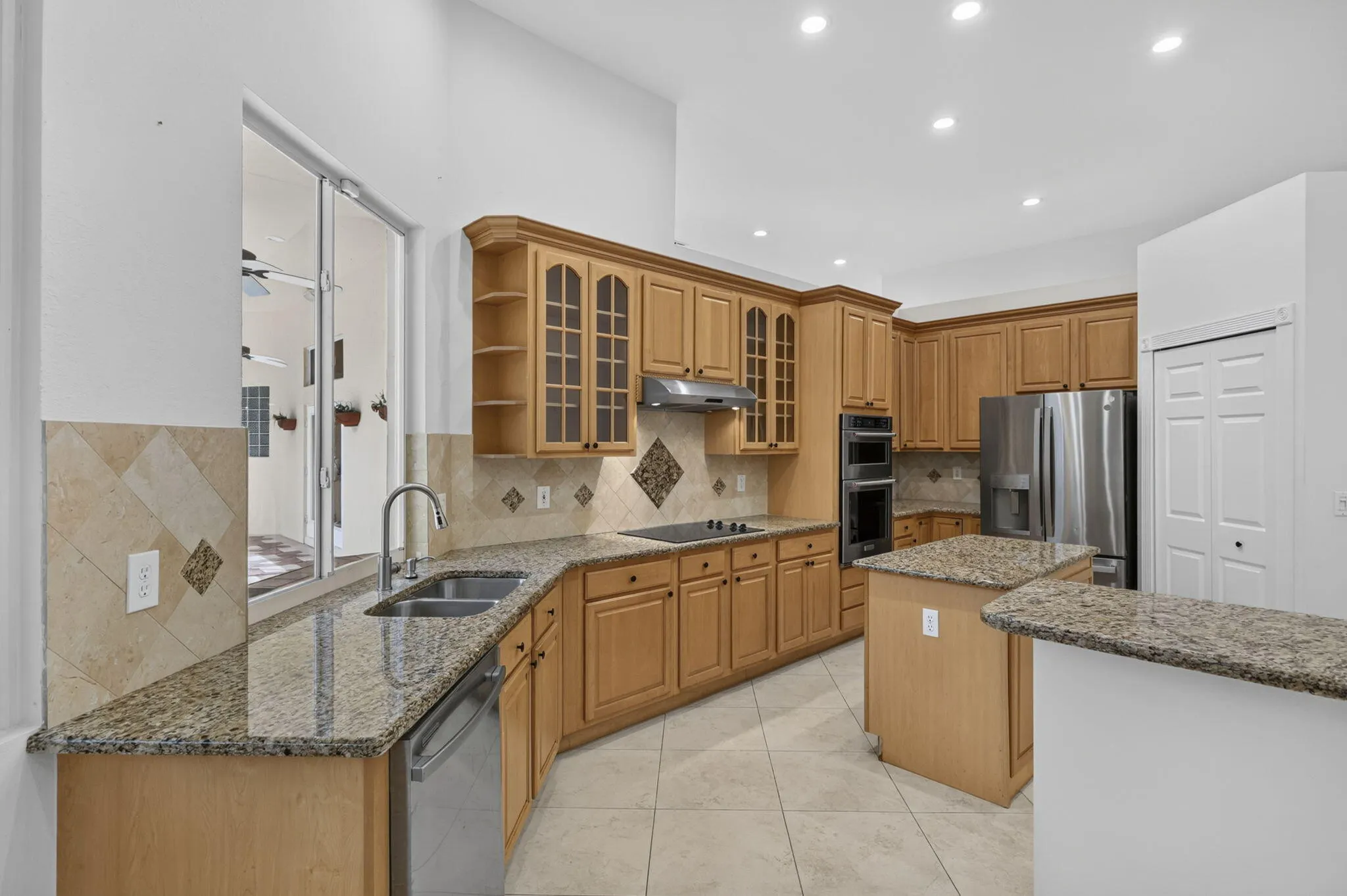 15390 EARHART Place
