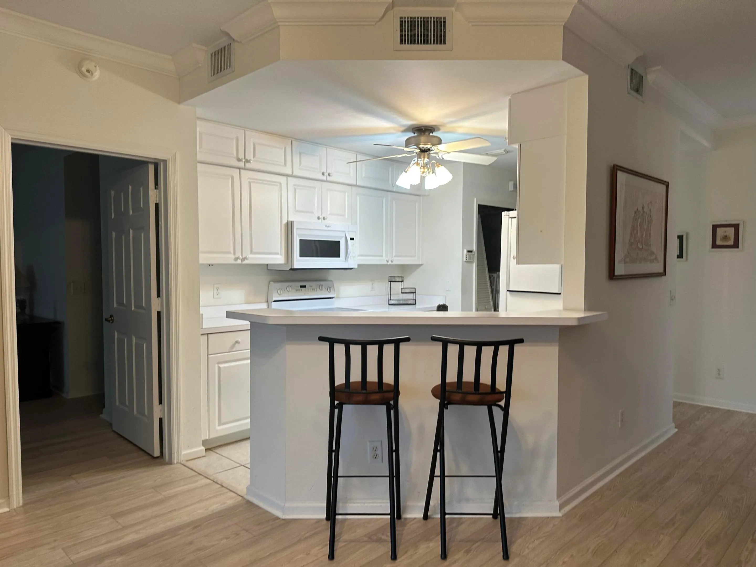 255 GRAND ROYALE Circle #105