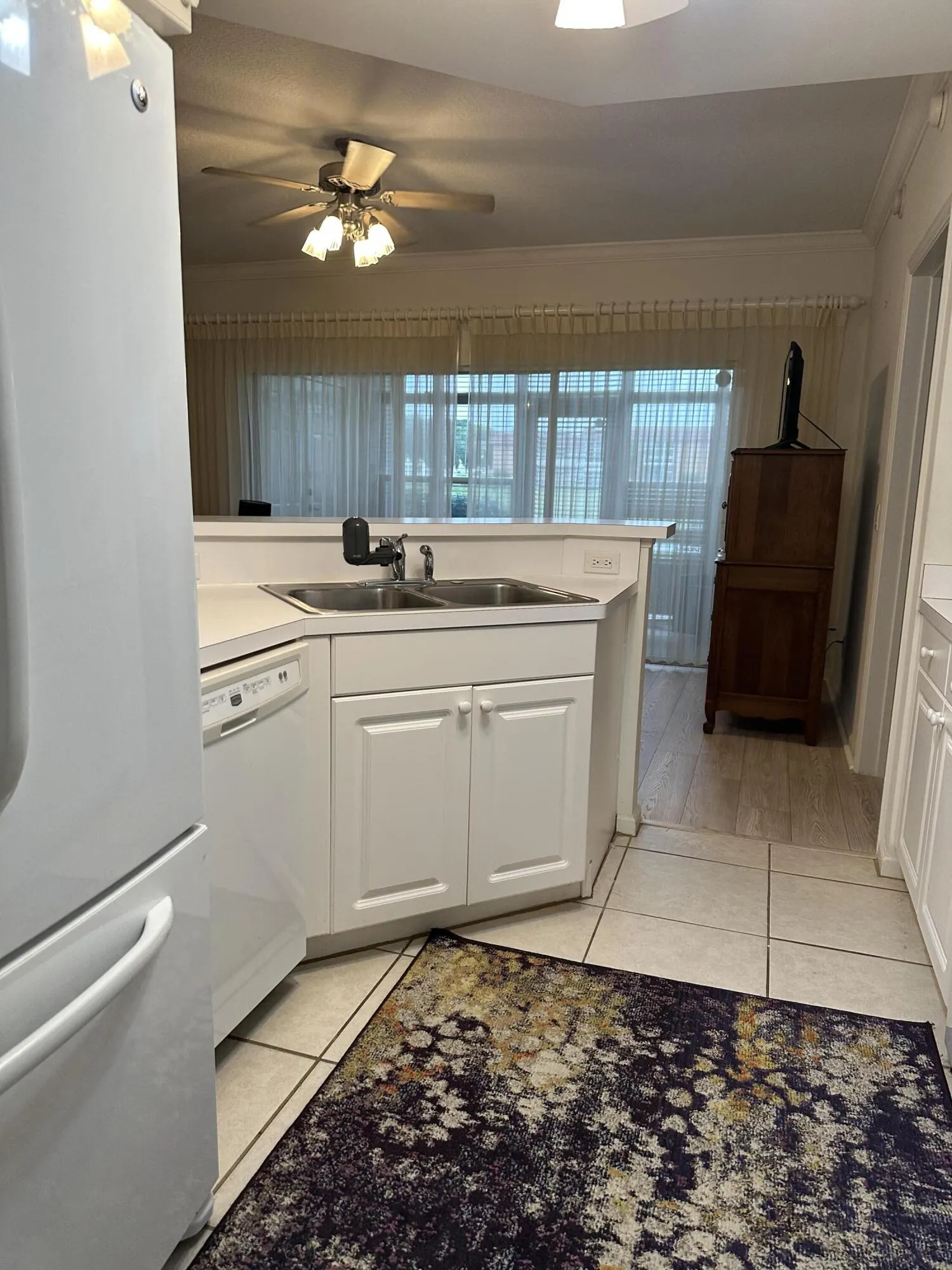 255 GRAND ROYALE Circle #105