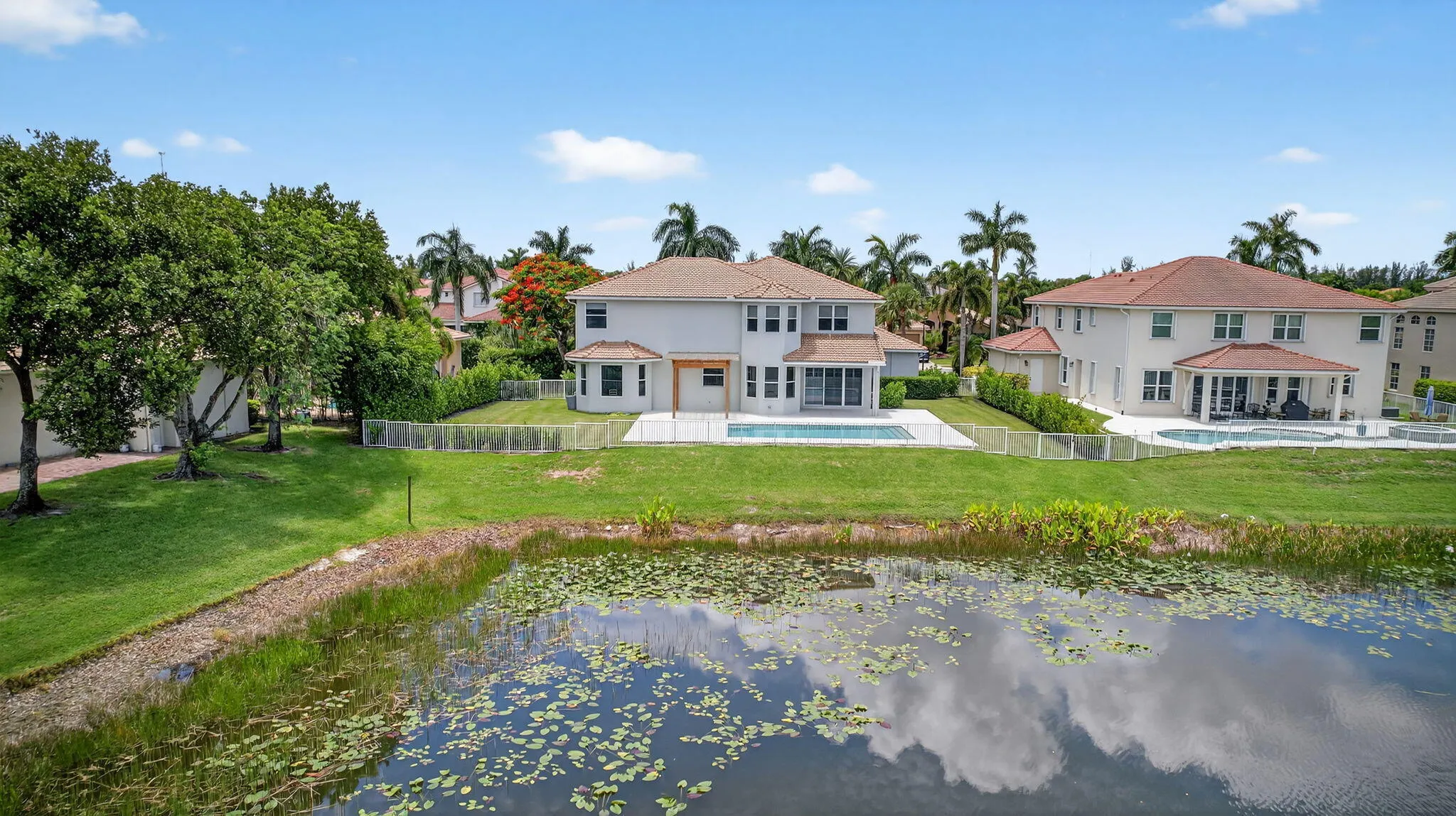 11587 MANATEE BAY Lane