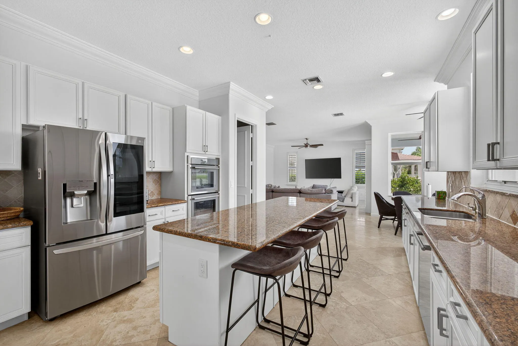 11587 MANATEE BAY Lane