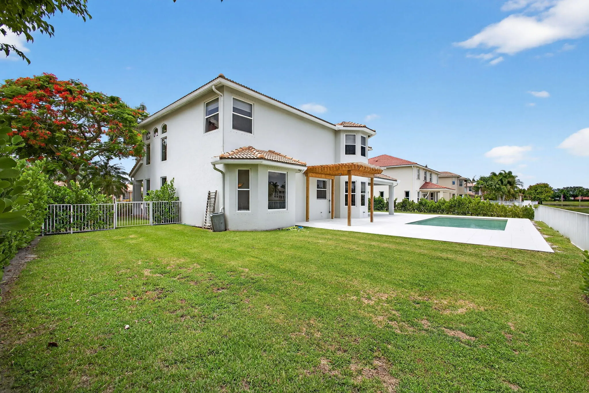 11587 MANATEE BAY Lane
