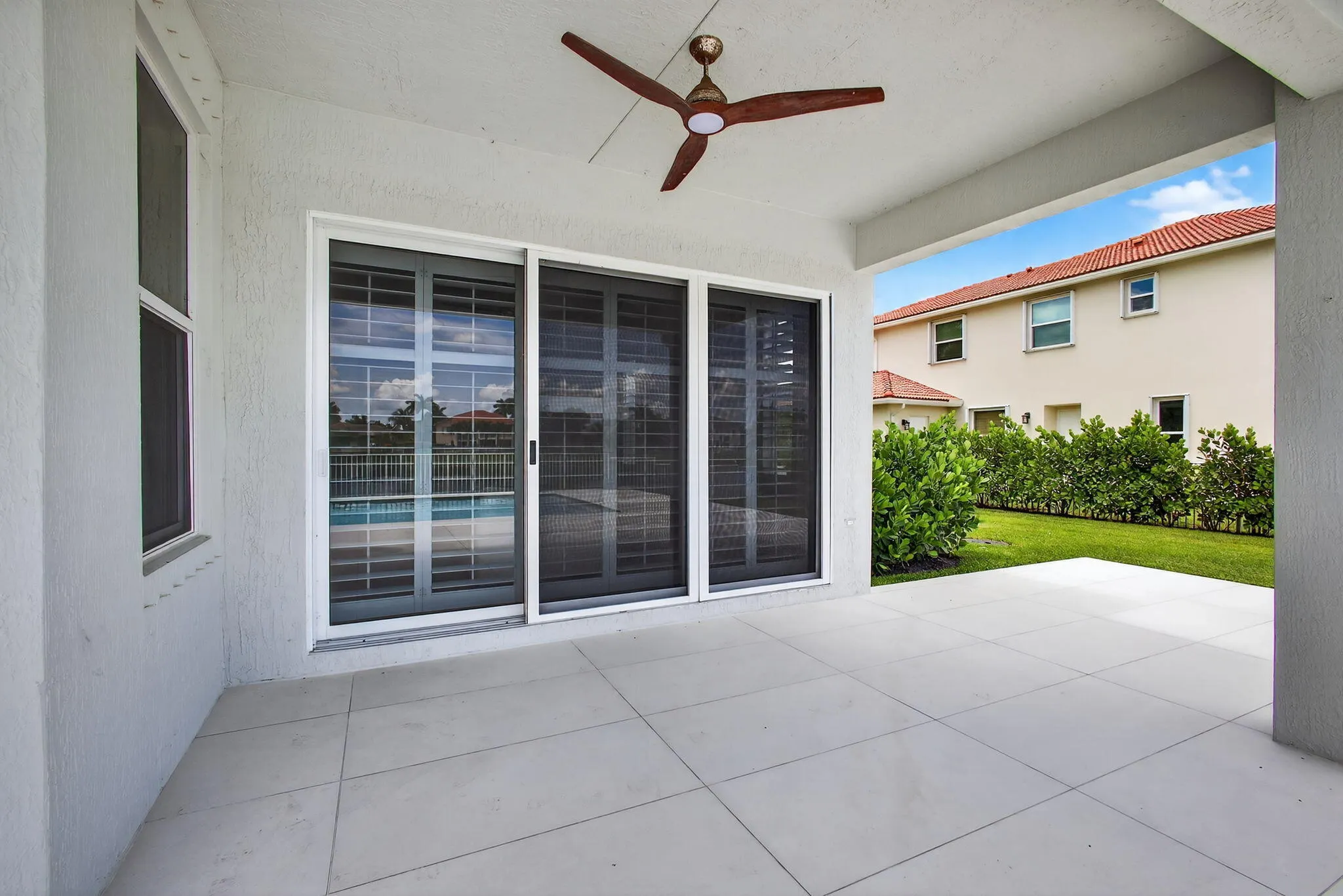 11587 MANATEE BAY Lane