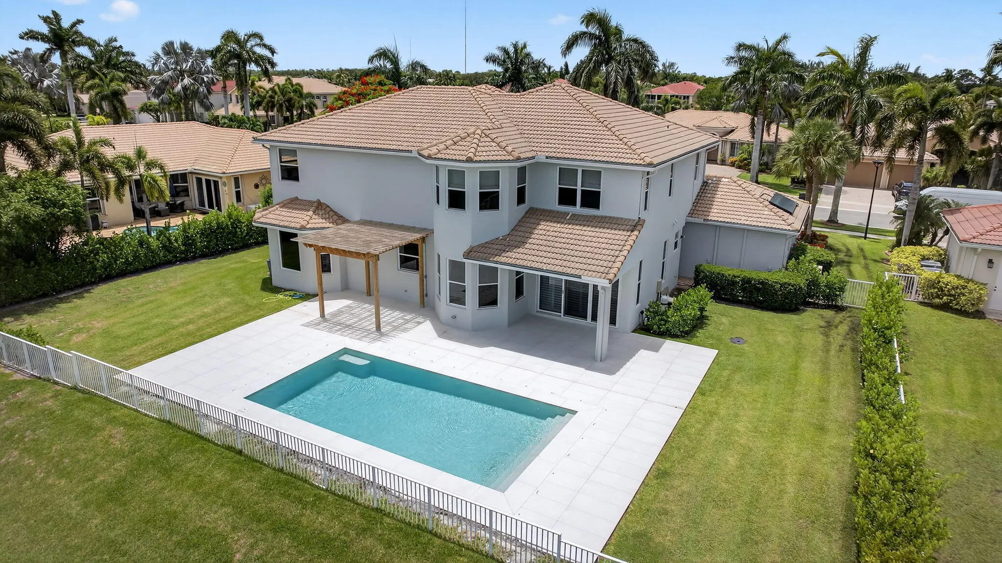 11587 MANATEE BAY Lane