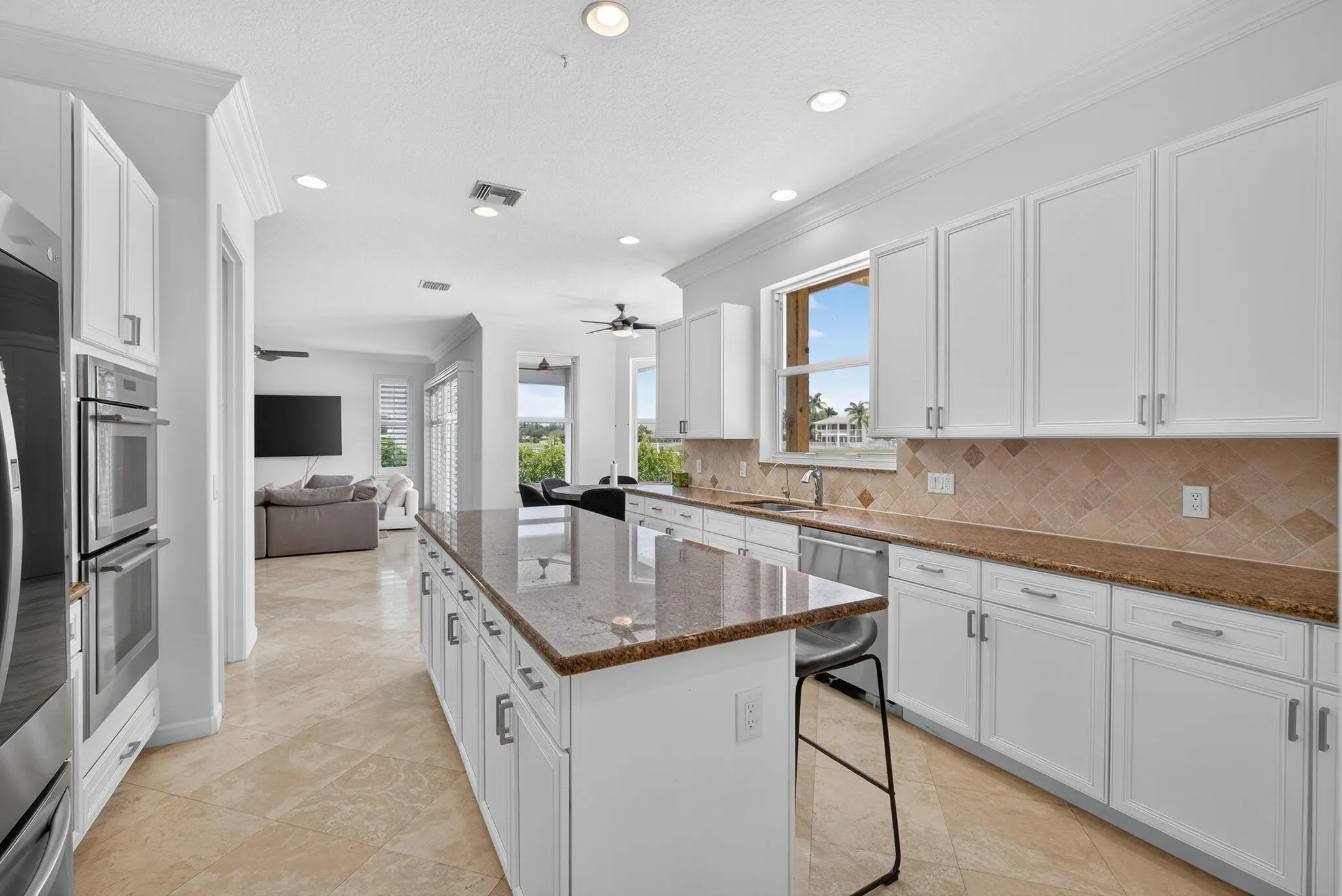 11587 MANATEE BAY Lane