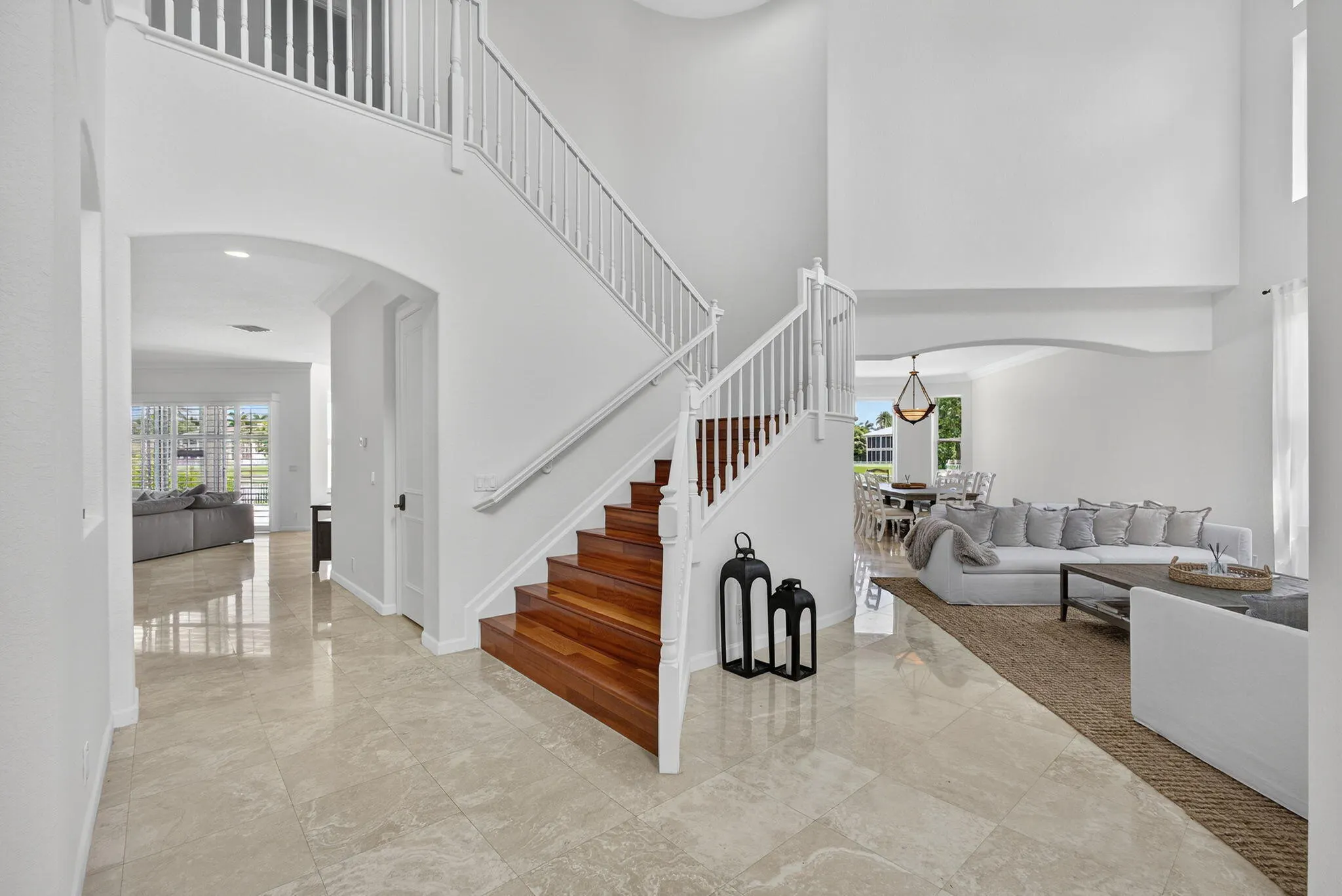 11587 MANATEE BAY Lane