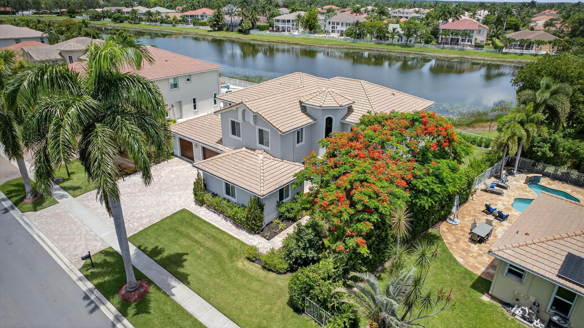 11587 MANATEE BAY Lane