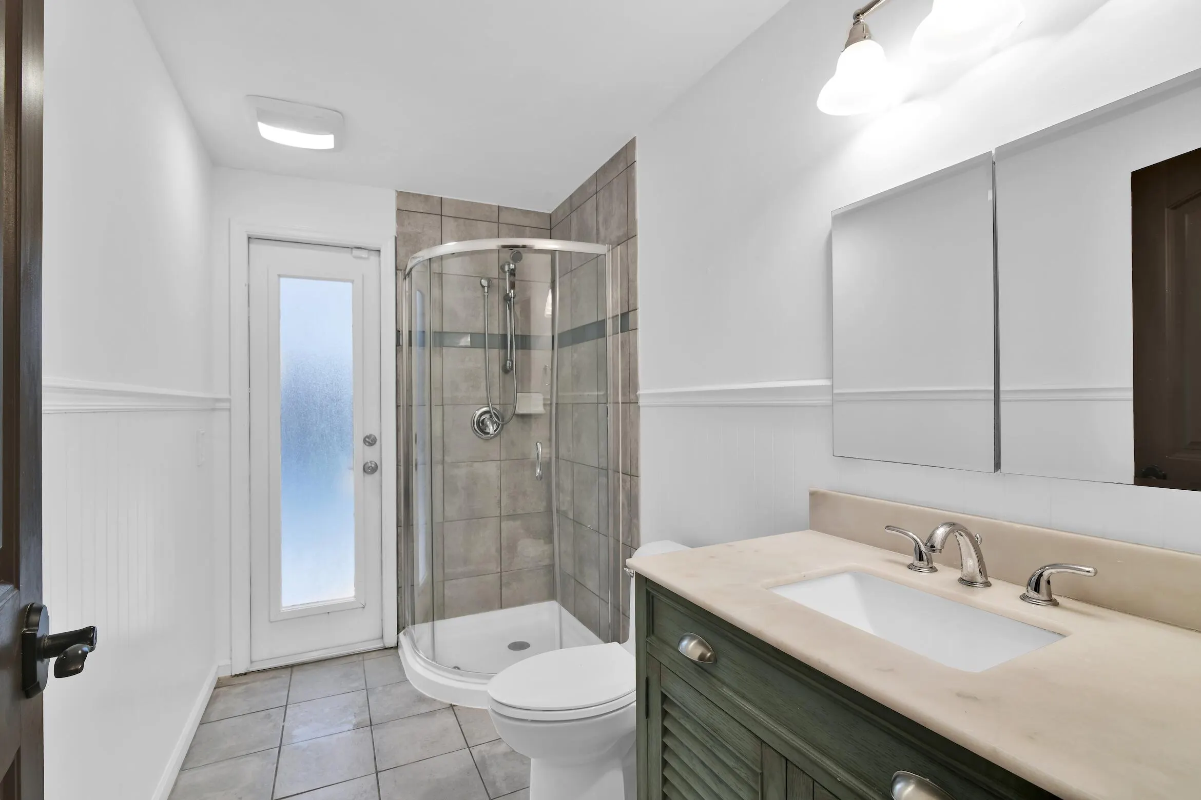 1219 PERIWINKLE Place