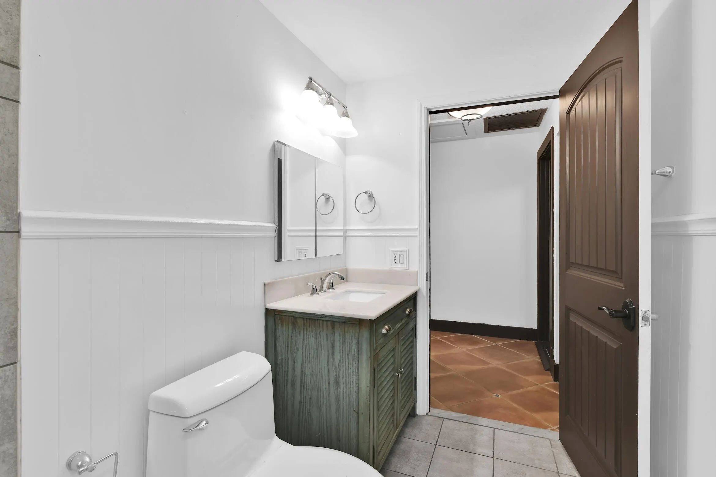 1219 PERIWINKLE Place