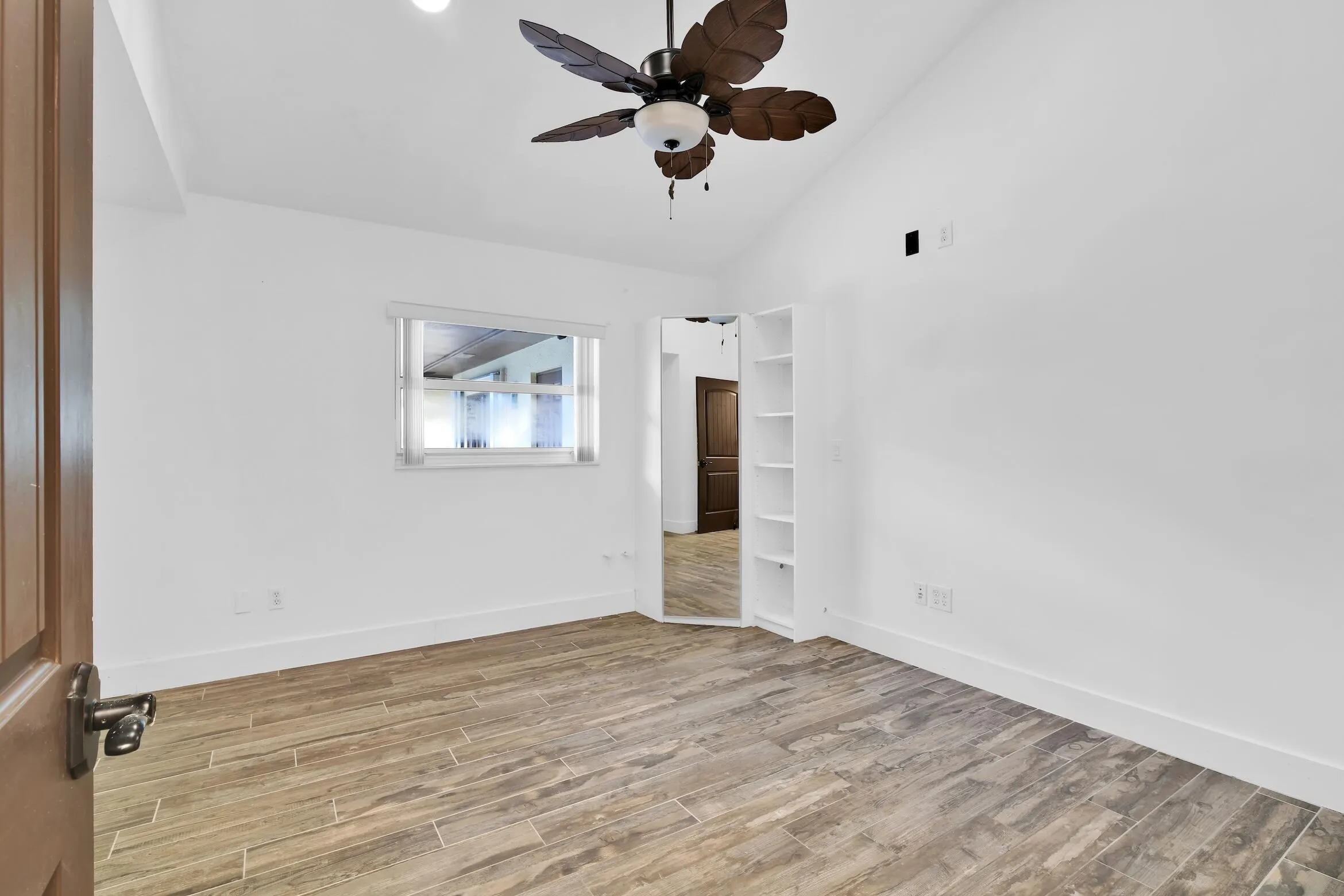 1219 PERIWINKLE Place