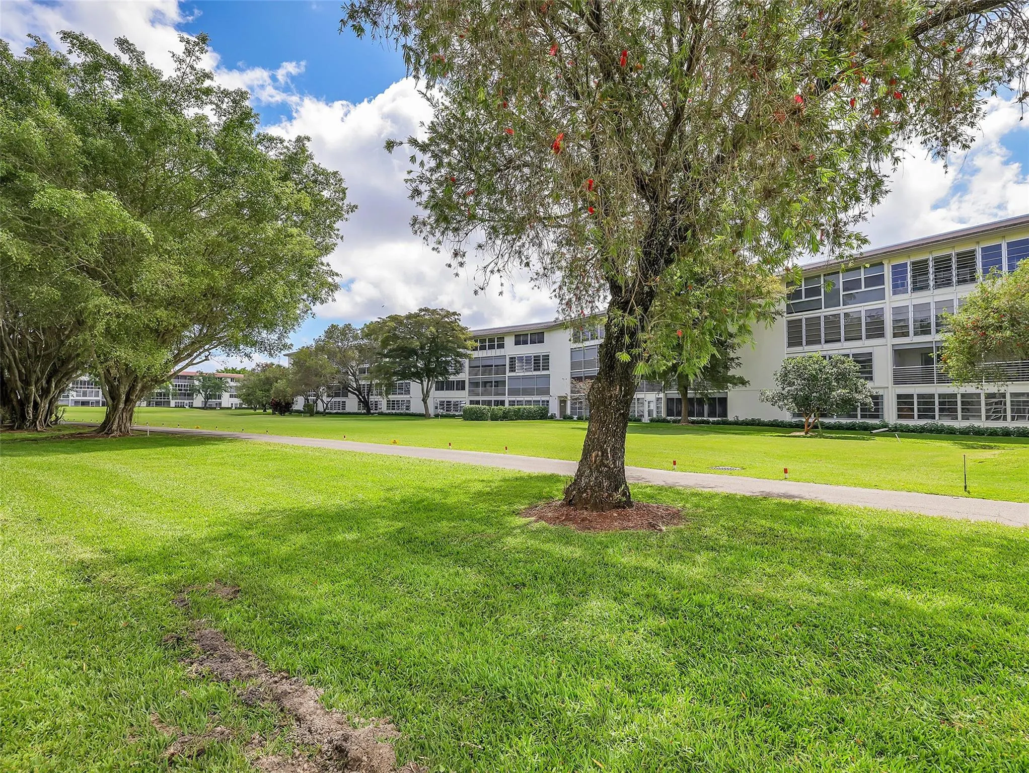 3405 BIMINI Lane #N1