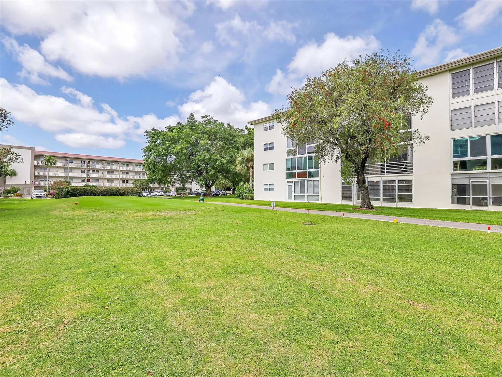 3405 BIMINI Lane #N1