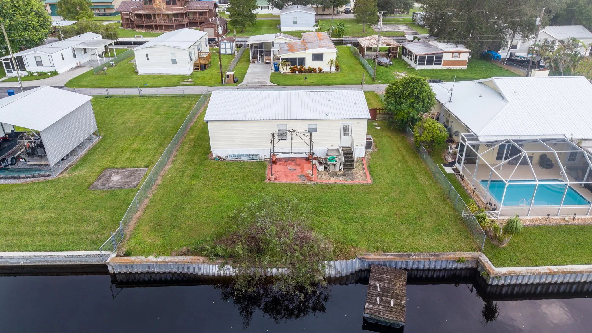 1057 BLUE HERON Lane