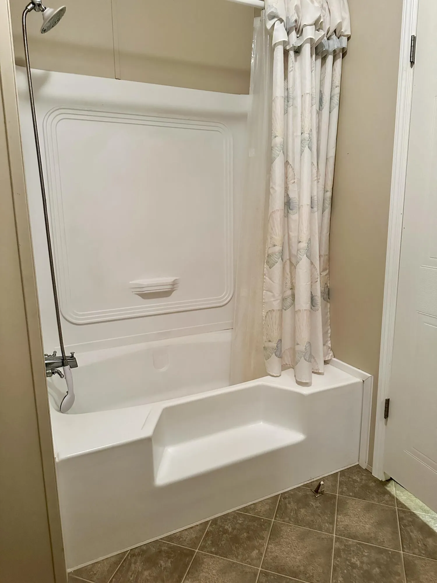 1057 BLUE HERON Lane