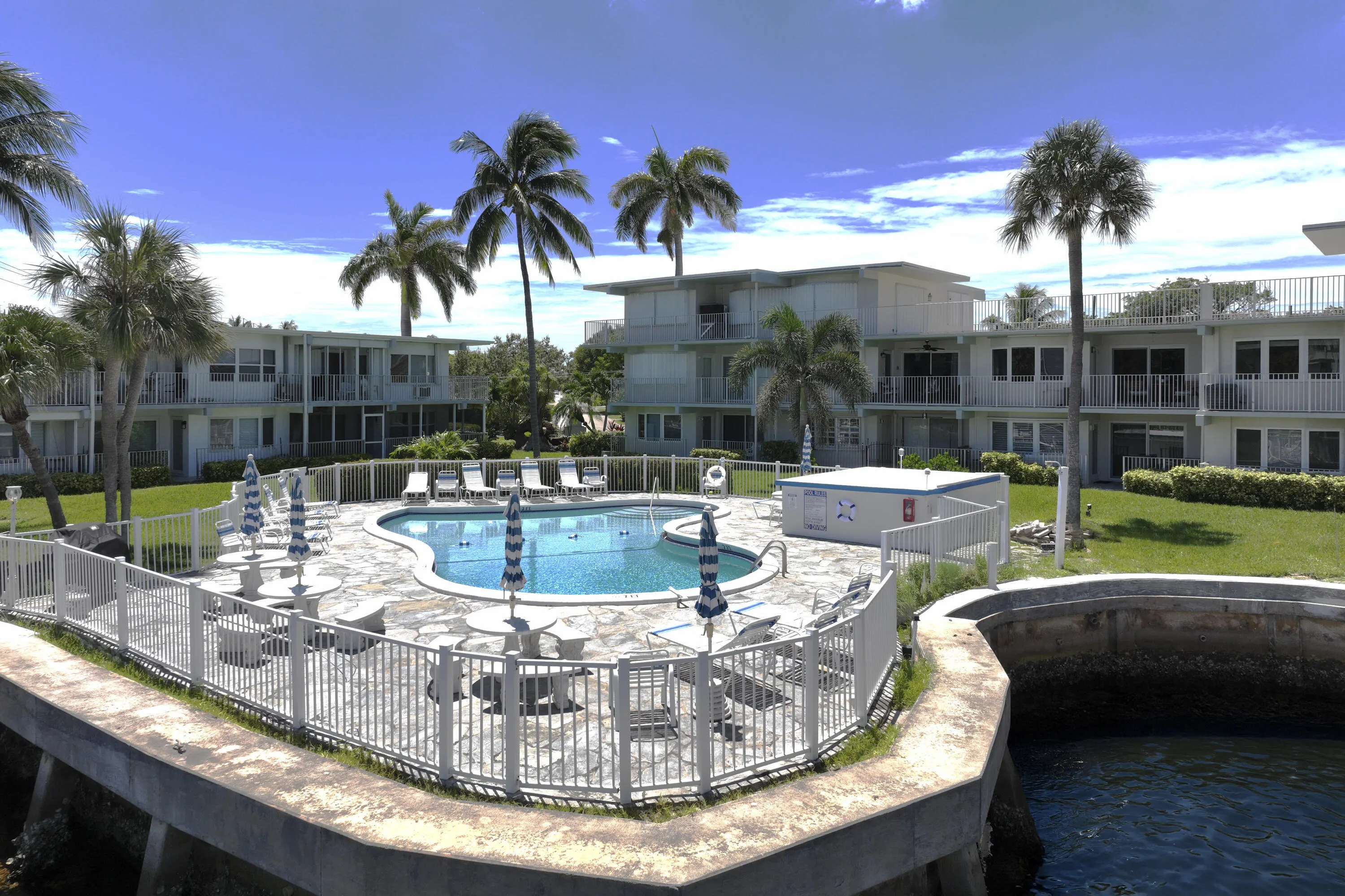 1445 SE 15TH Court #203