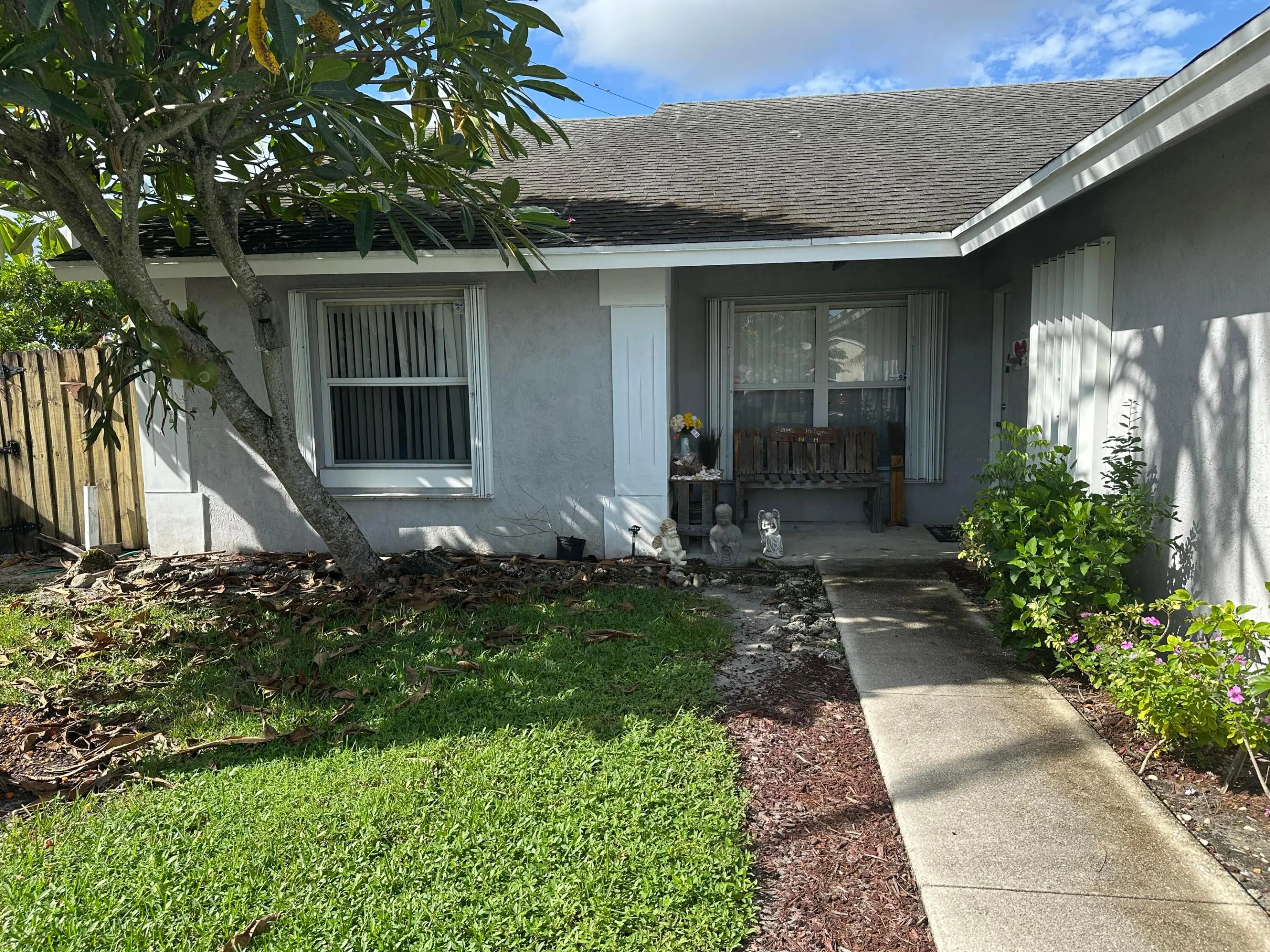 5225 Blueberry Hill Avenue