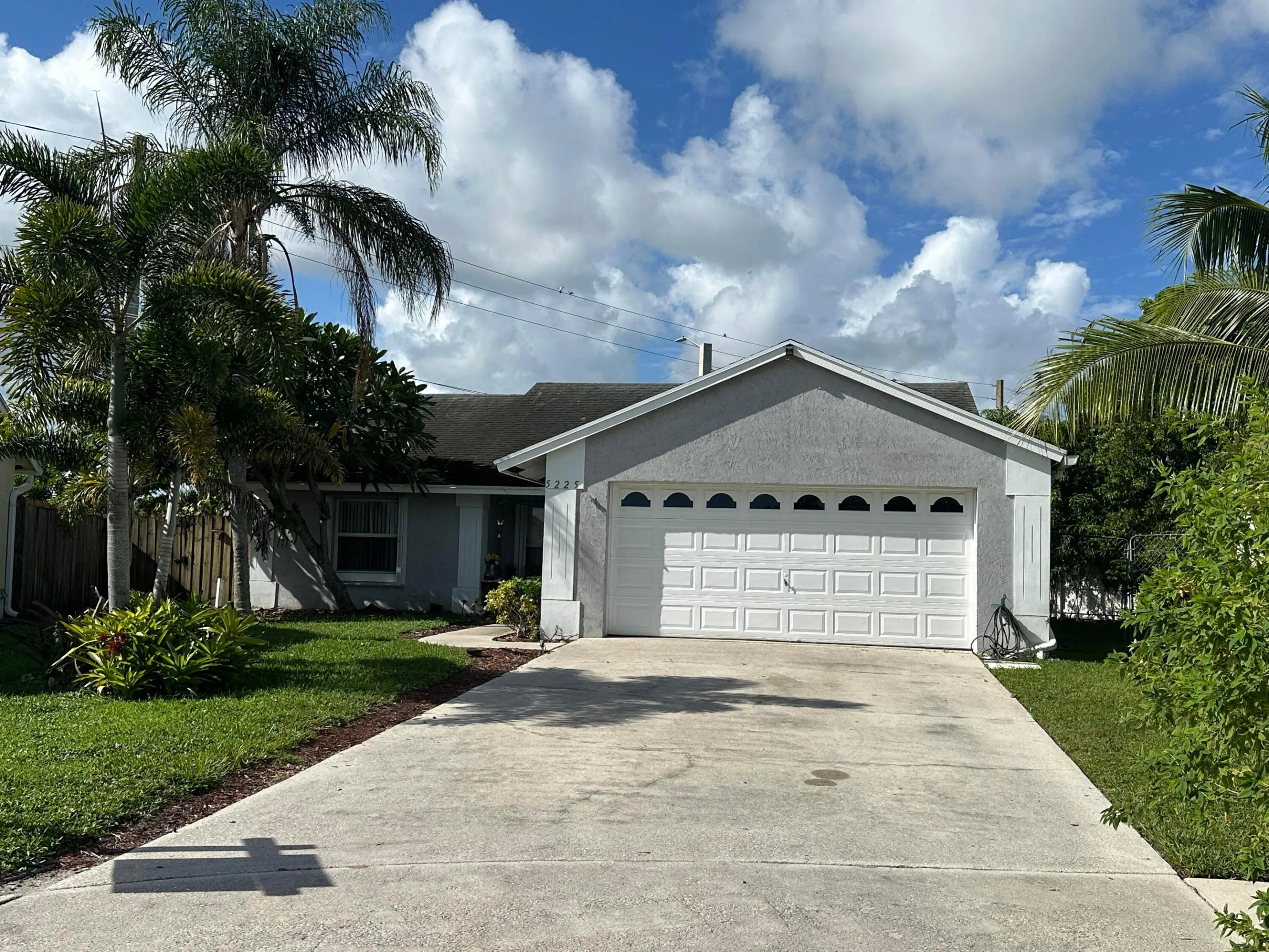 5225 Blueberry Hill Avenue