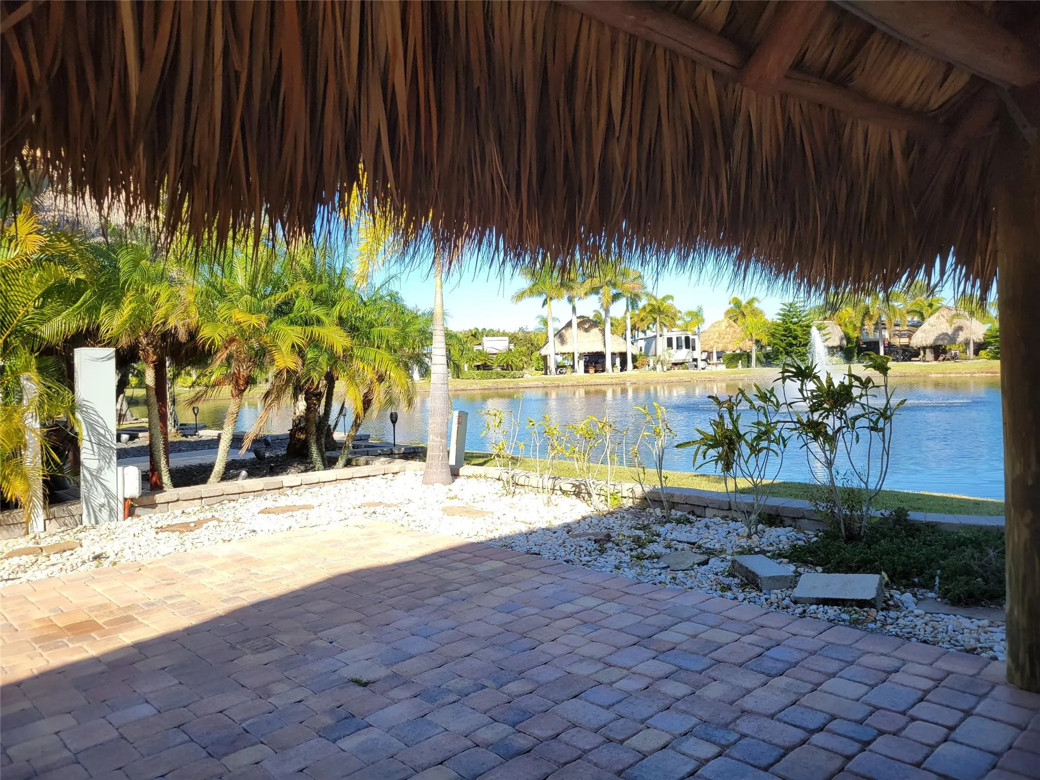 605 SW 42ND Cove