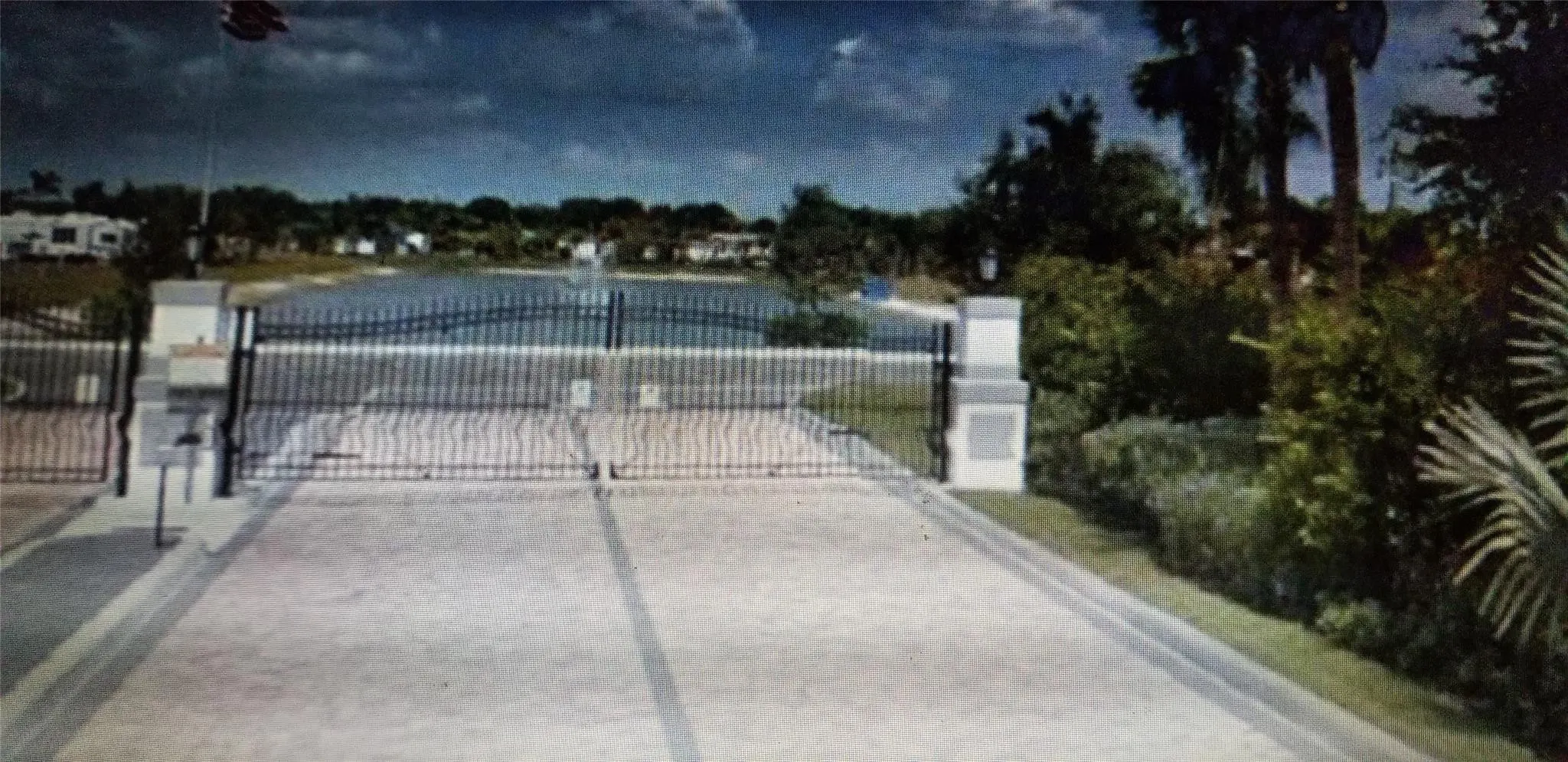 605 SW 42ND Cove