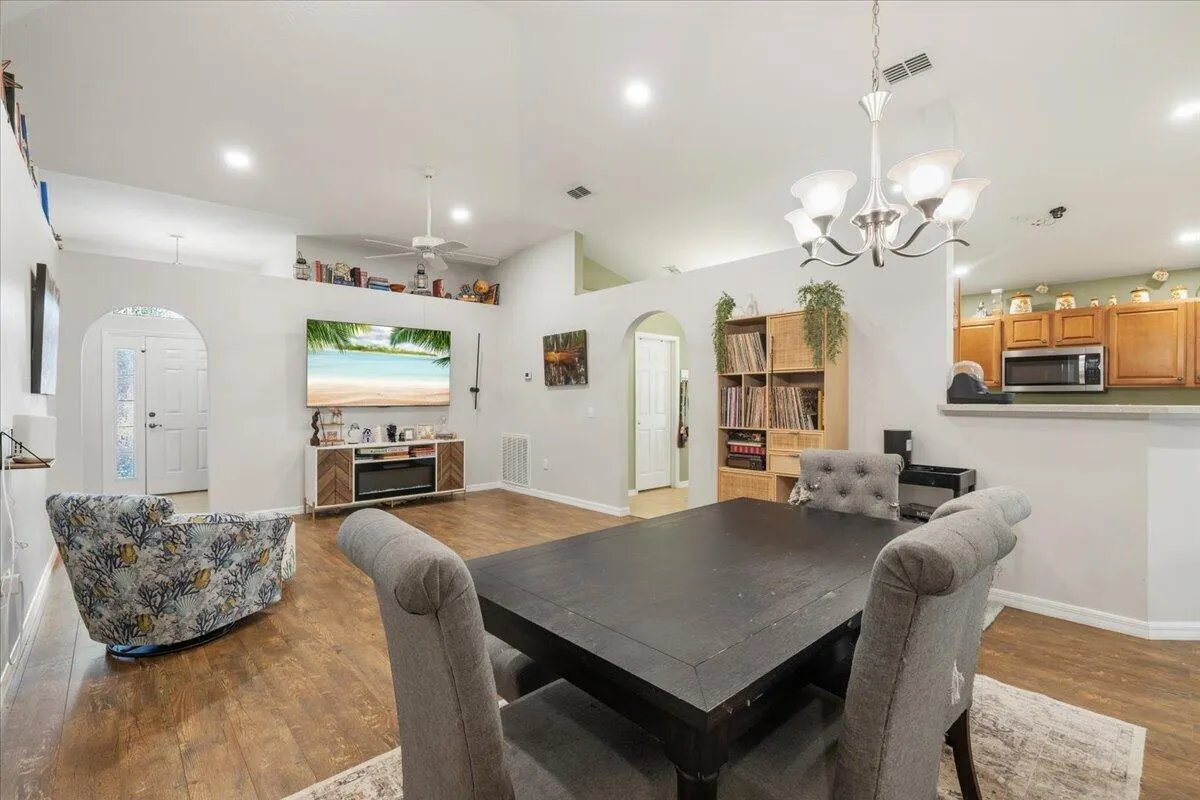 8080 Westfield Circle