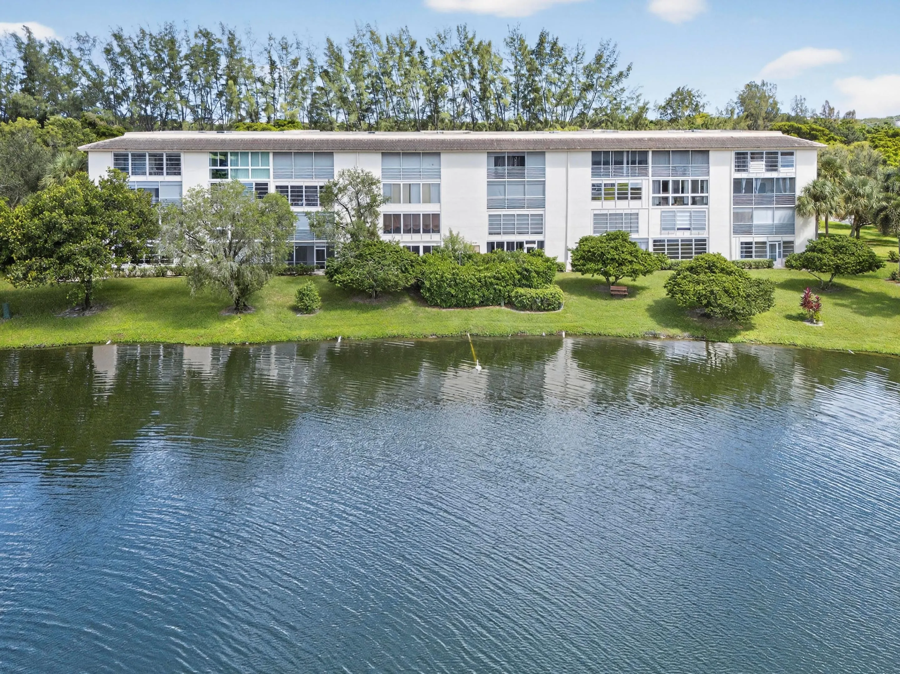 1904 BERMUDA Circle #D1