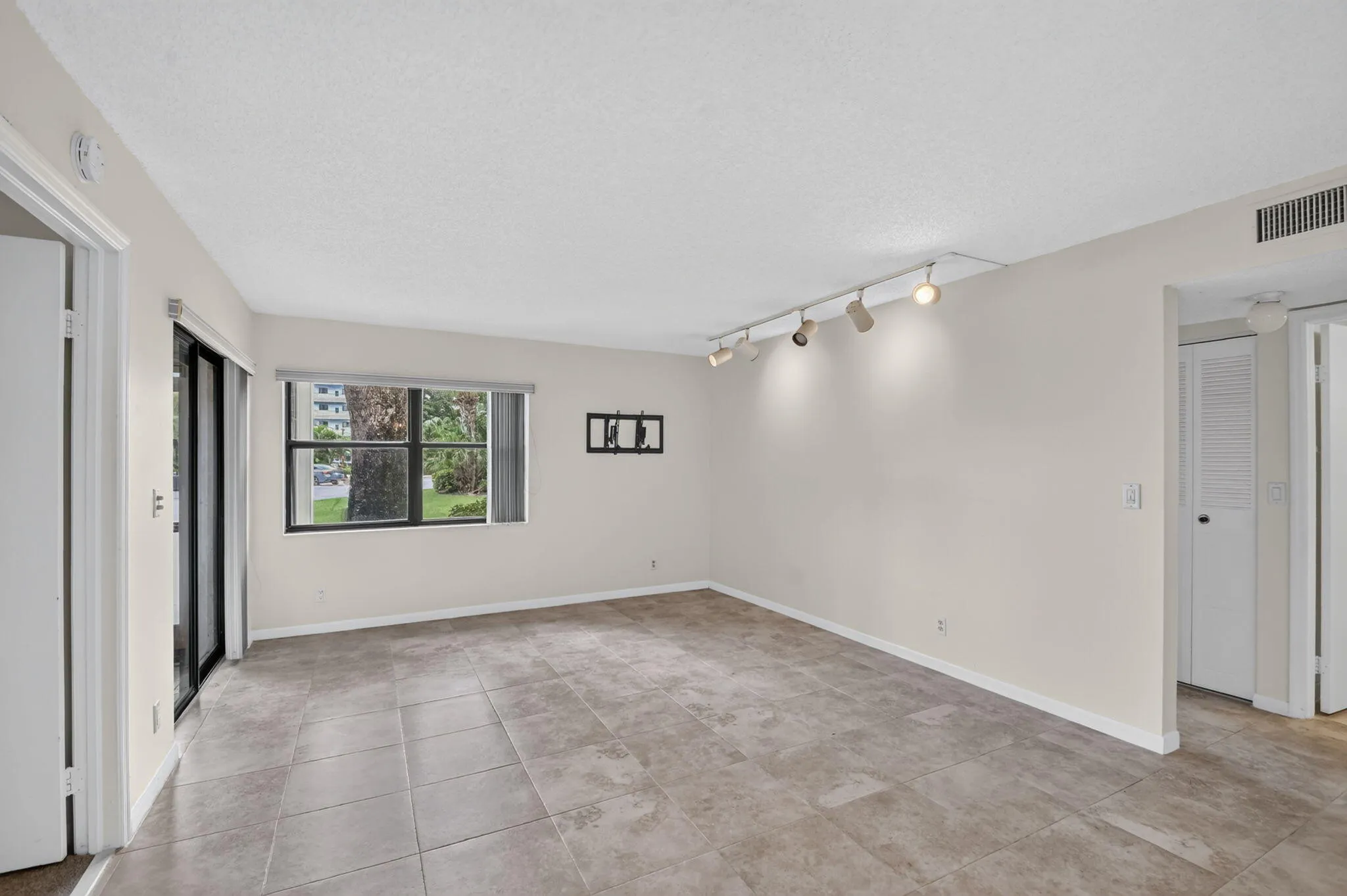 7665 TAHITI Lane #104