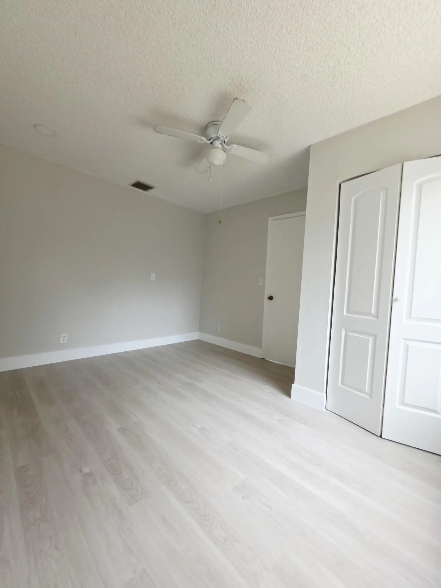 6117 Blue Grass Circle