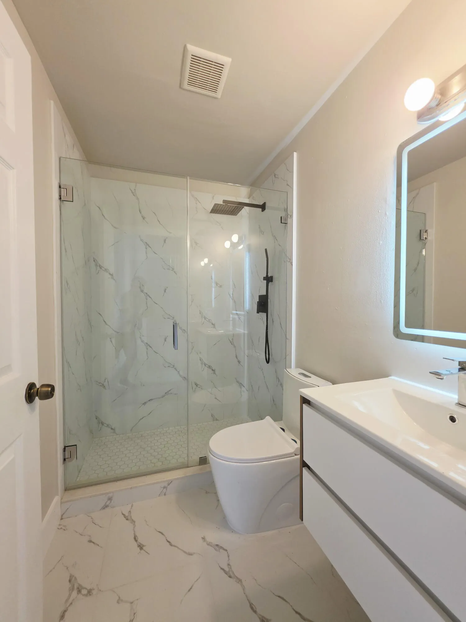 6117 Blue Grass Circle